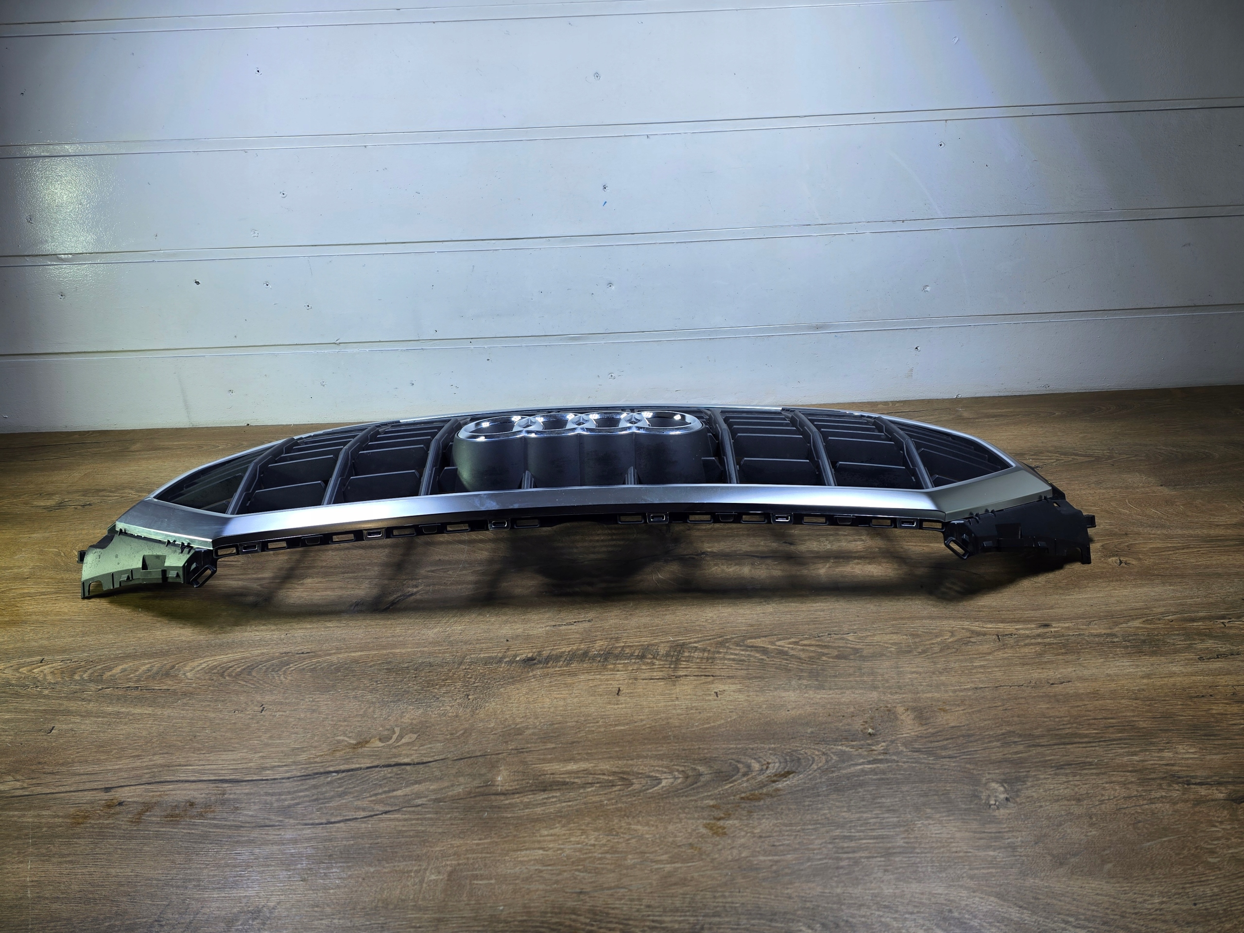 Audi Q3 Kühlergrill FRONTGRILL Kühlergitter 83A853651A - Thumbnail 8