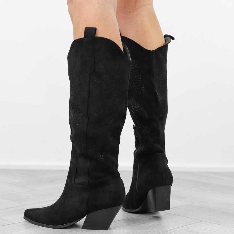 Czarne kozaki damskie zamsz kowbojki 8552A r.38 Kolor czarny