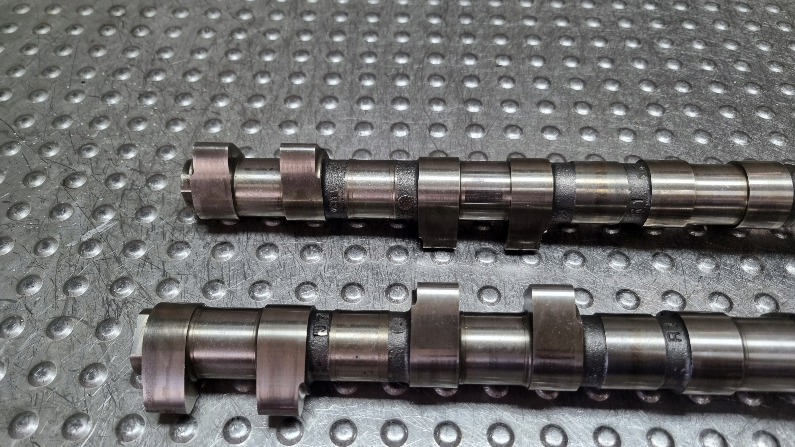 vačky rozvodu KPL CYL 1-4 7838187 7841166 BMW E90 E92 E93 4.0 M3 S65B40A