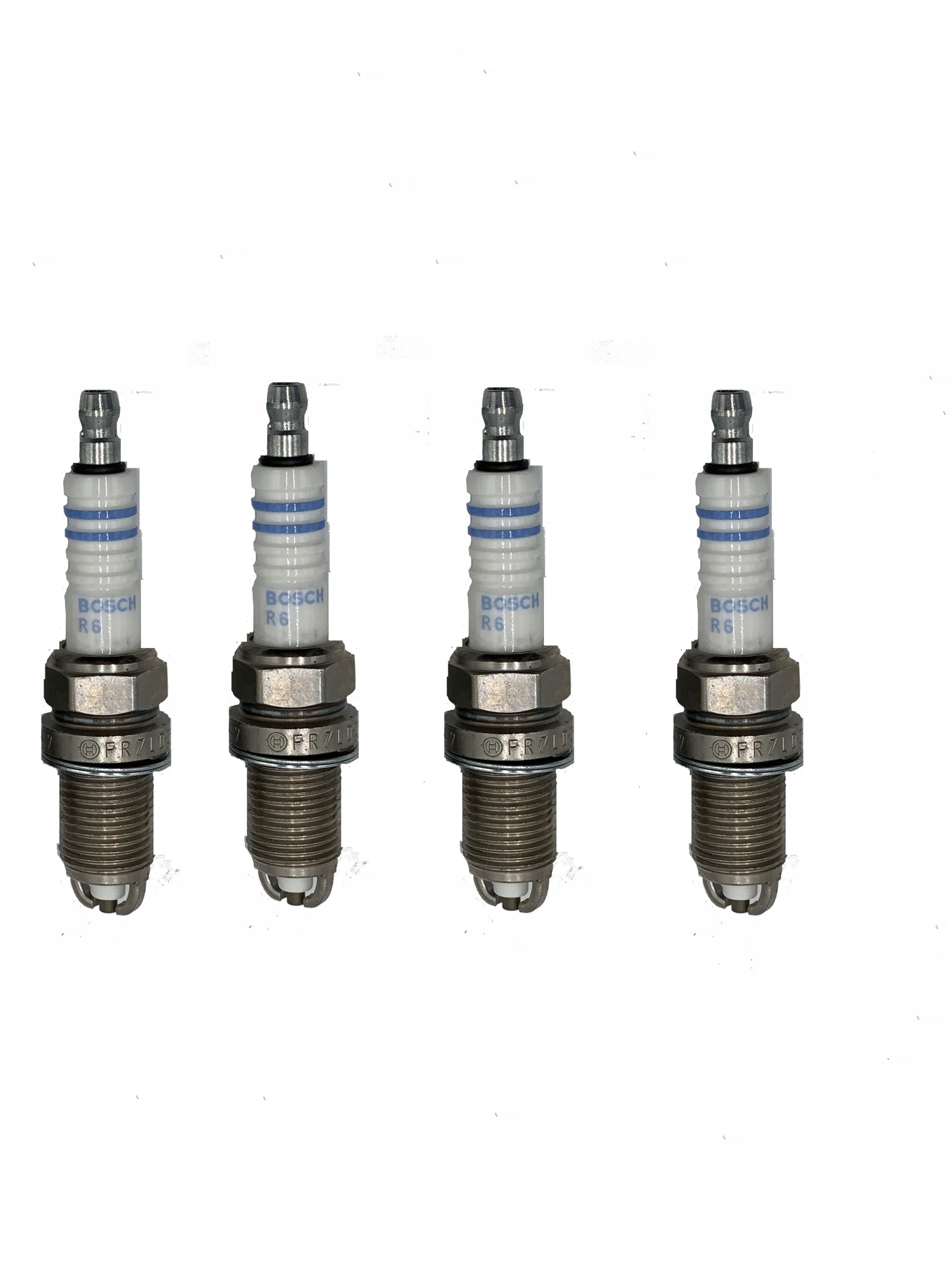 4x Świeca BOSCH SUPER PLUS PASSAT B5 1.6 1.8 2.0 Długość gwintu 19,0 mm