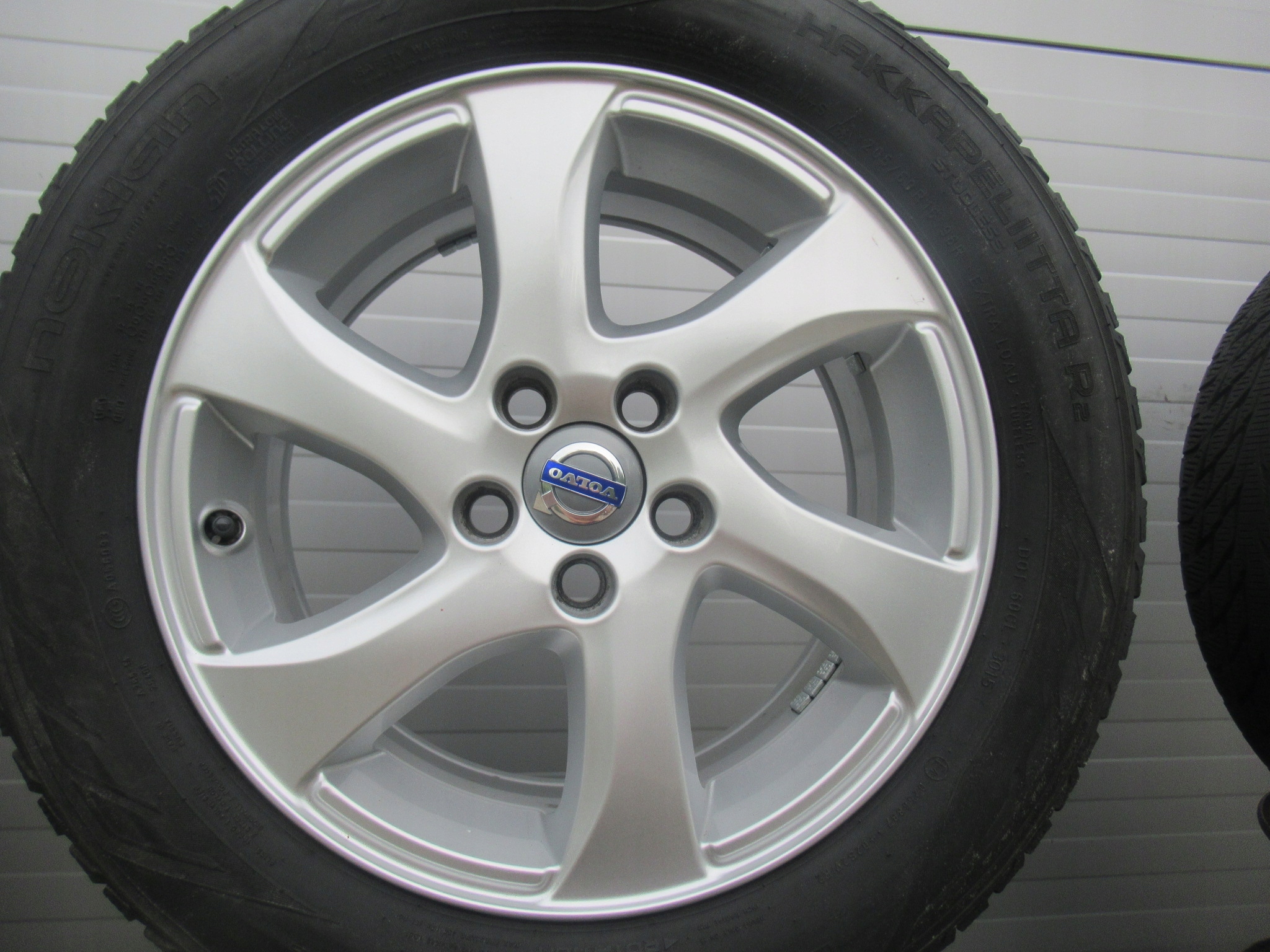 ALU+ZIMA VOLVO V70,S80,S-MAX,MONDEO MK5,GALAXY 2 Marka opon Nokian