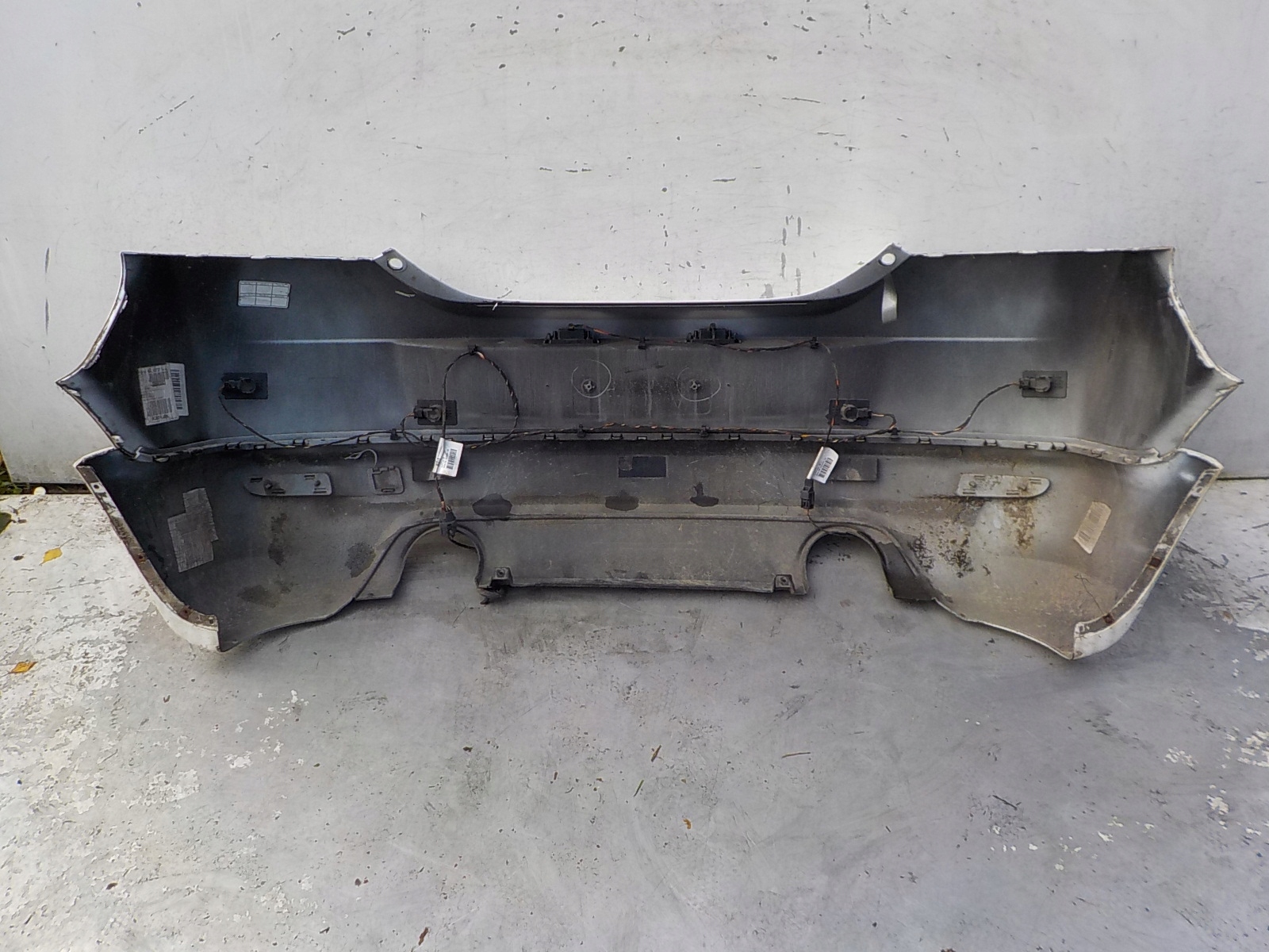 724 VOLVO C30 R-design bumper rear part rear PDC