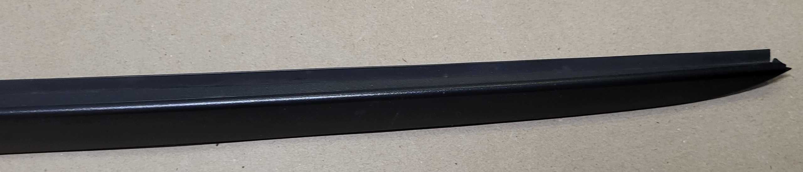 moulding windows windscreen left front front ODRZUTNIK KIA CEED III LIFT OE