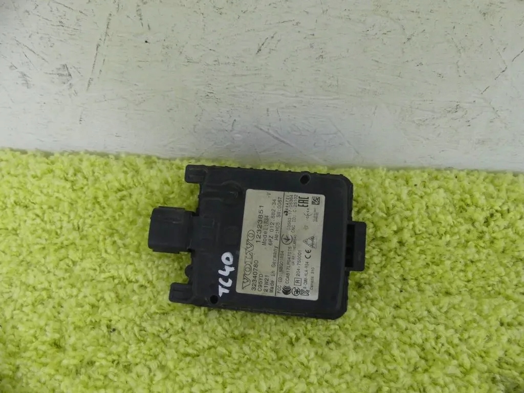 32340780 12323851 - Датчик Polo Radar Volvo XC60