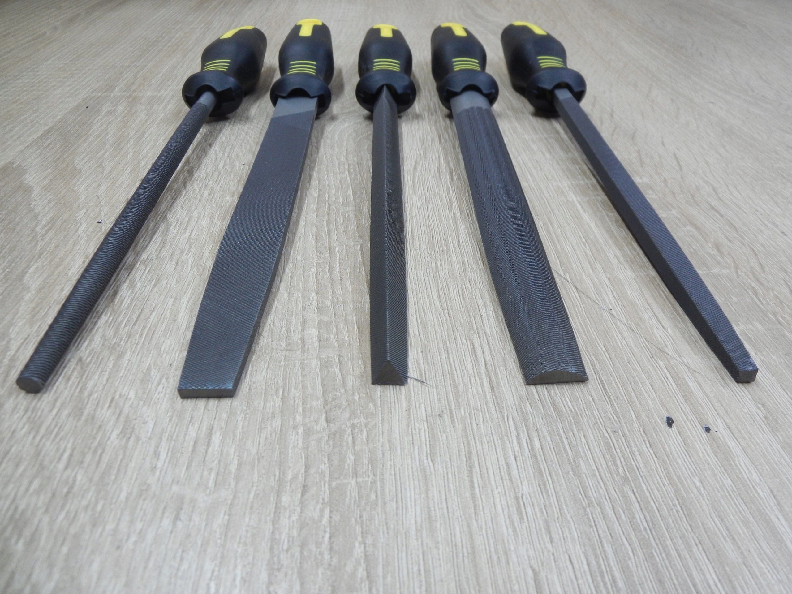 Pilniki do metalu Zestaw 5szt 200mm Stal T12 EAN (GTIN) 5901110095243