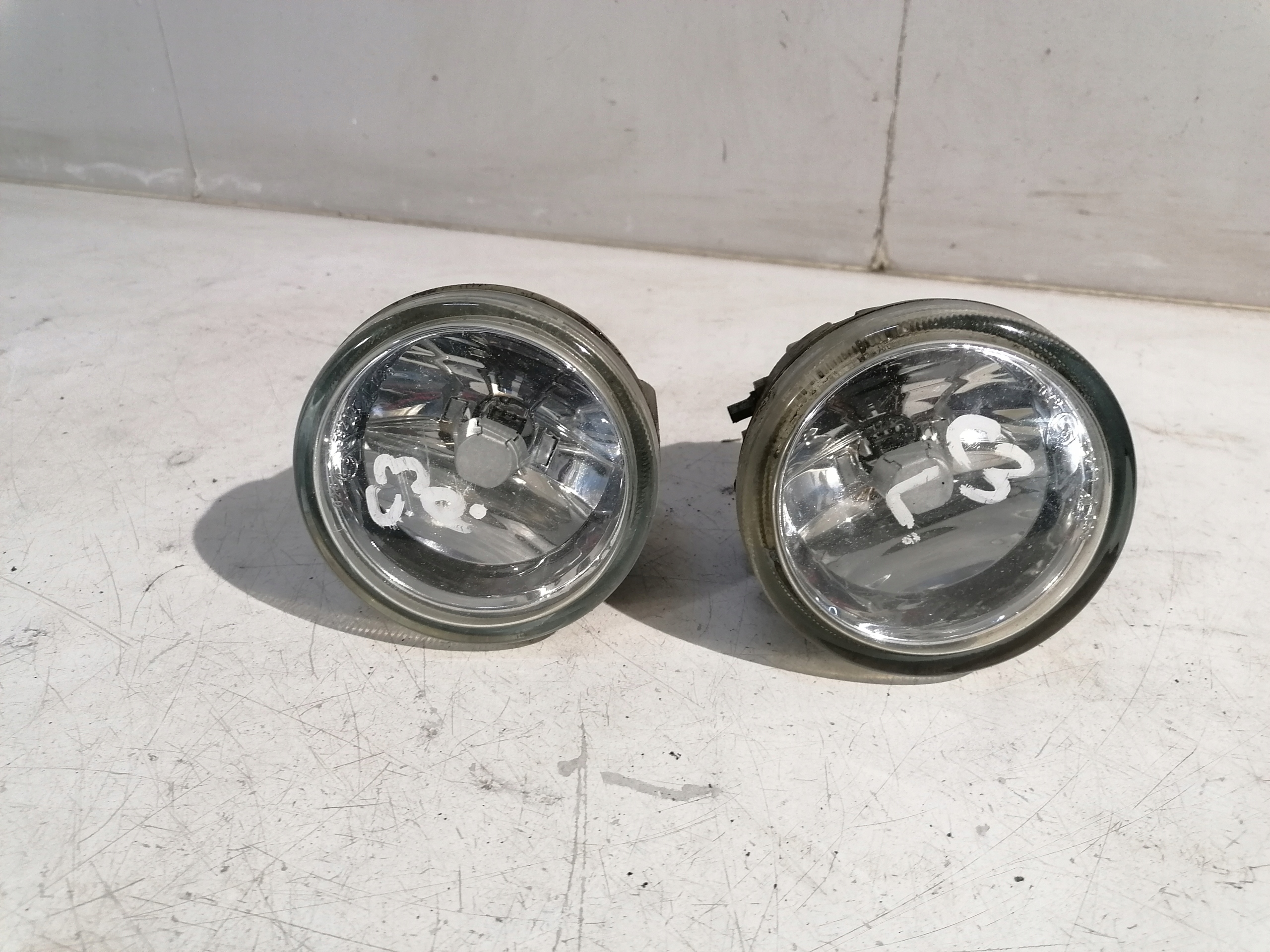 Citroen C3 и галоген левый и правый