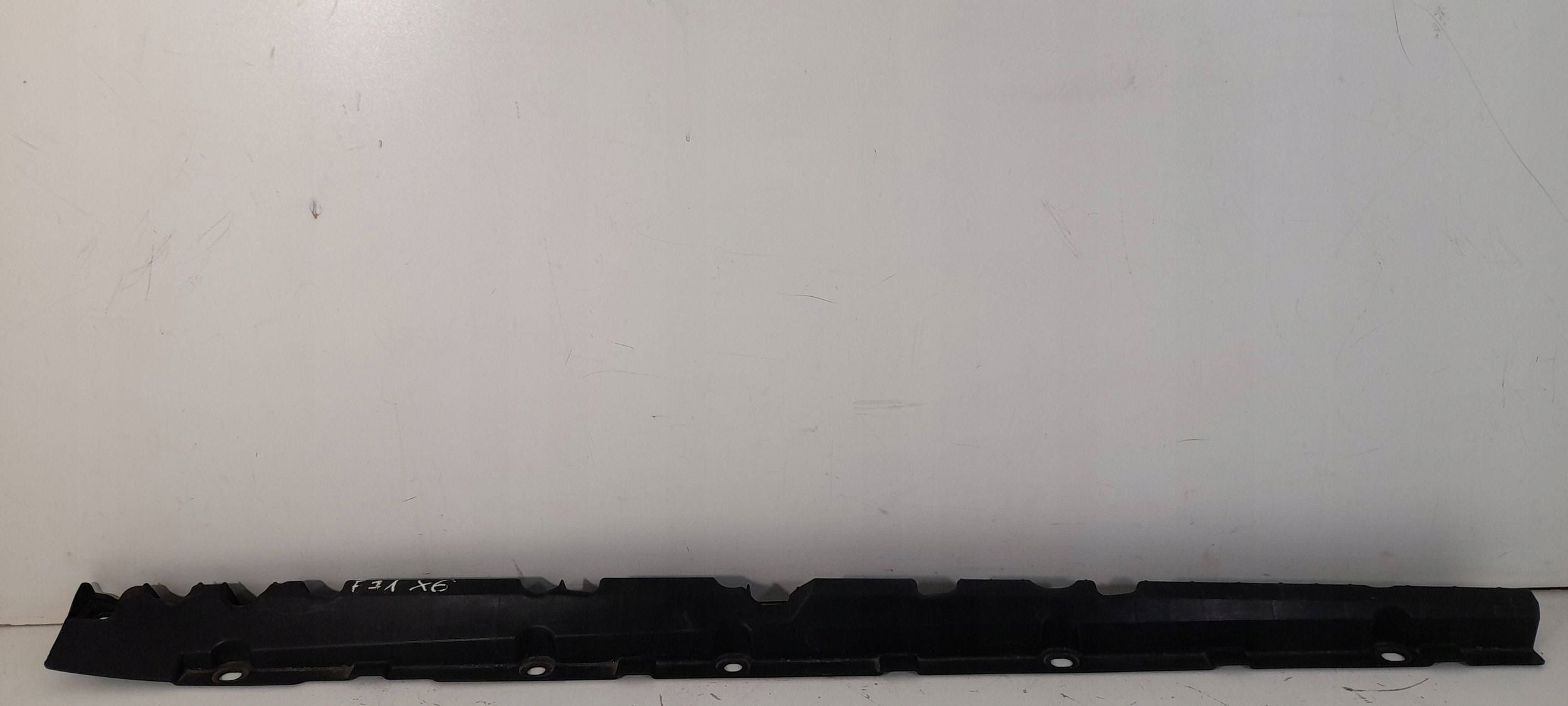 BMW X6 E71 Traversa MINIGONNE Supporto Destra 51777176232 (LS82)