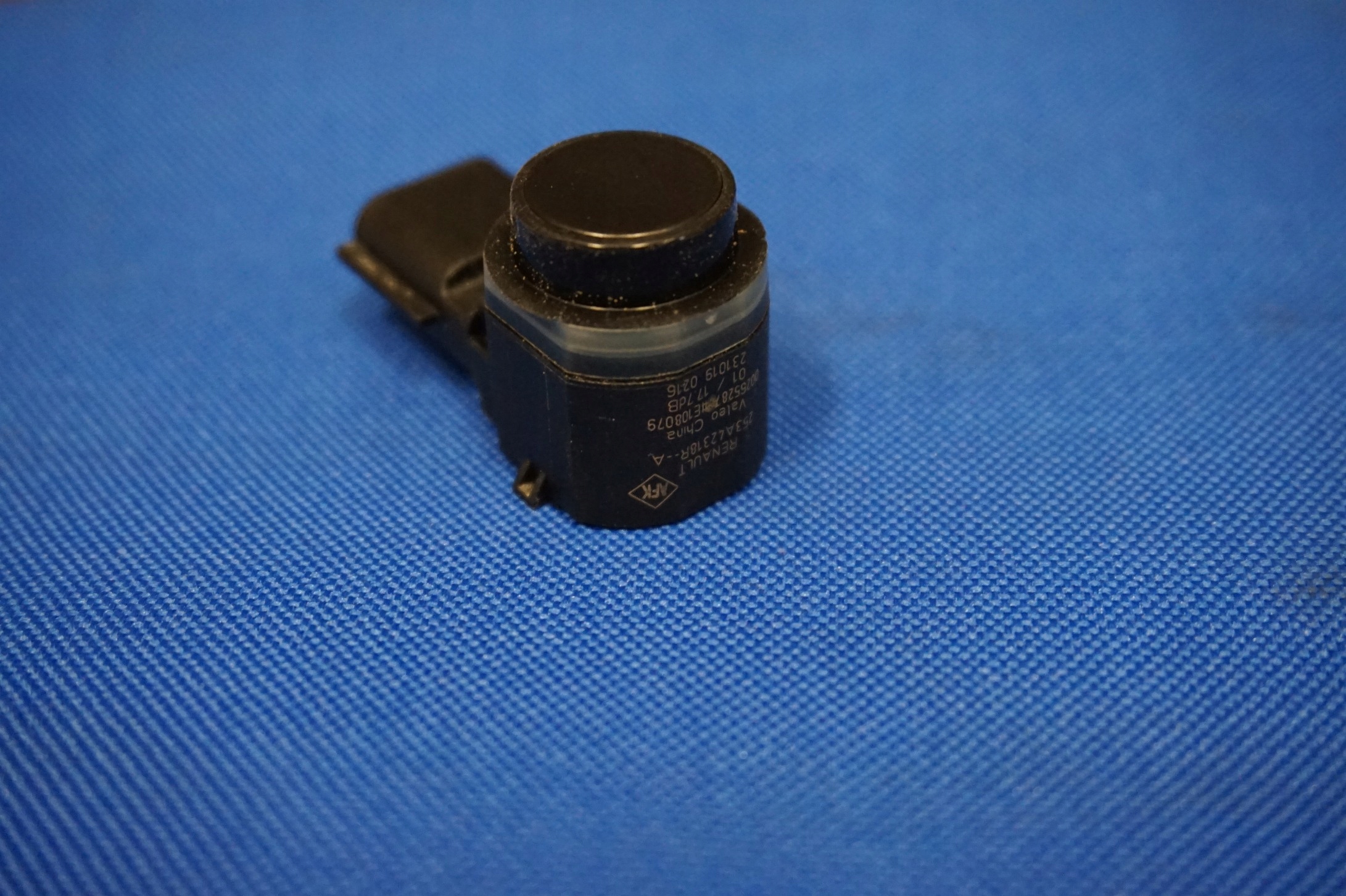 253A42318R - ДАТЧИК ПАРКУВАННЯ PDC DACIA DUSTER II TEKNA