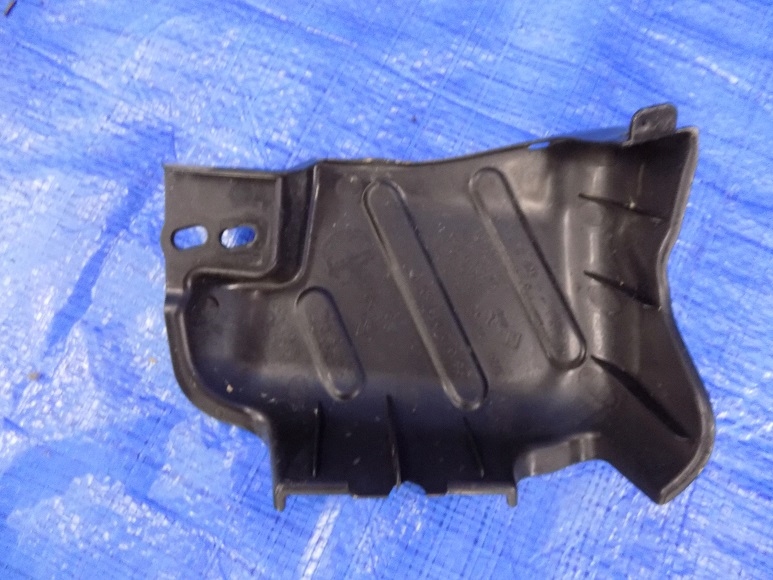 OSŁONA PODWOZIA PRAWY TYŁ CITROEN C3 AIRCROSS 17R