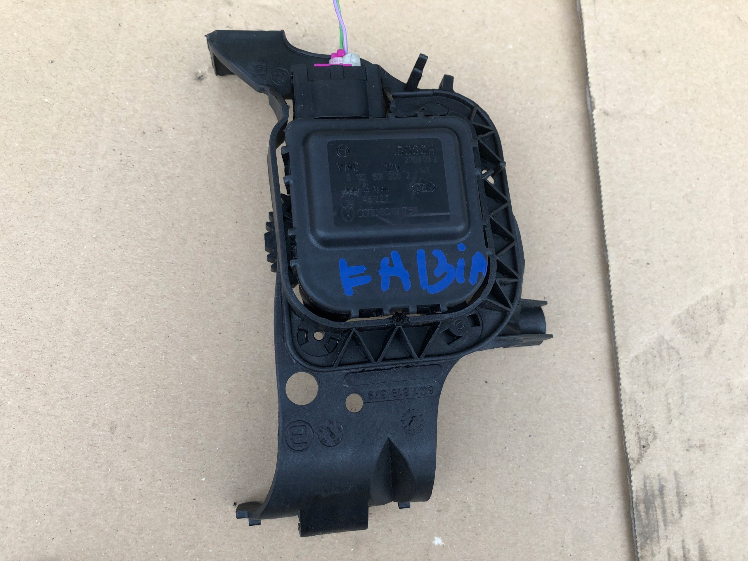 6Q1907511 - ДВИГУН ОБІГРІВАЧА VW POLO 9N FABIA 0132801200