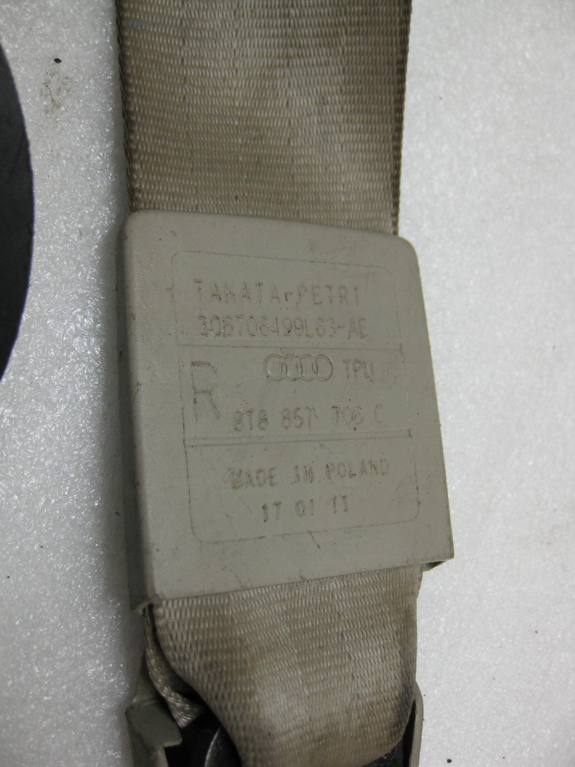 AUDI A5 2010R. tension belt safety right front 8T8857706C