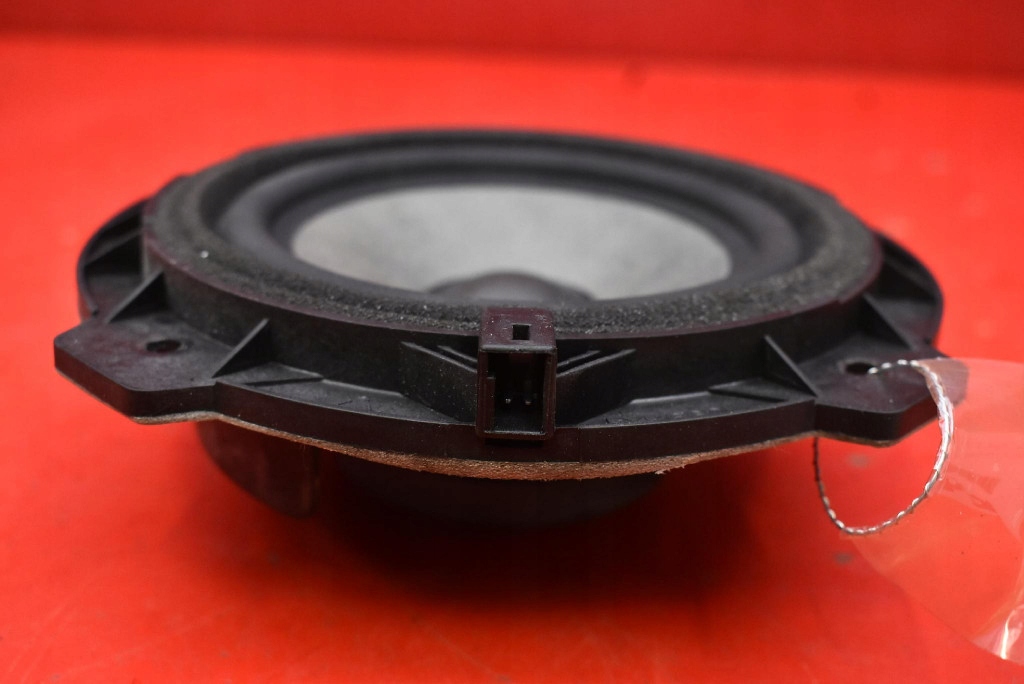 speaker left front 89300-35010 SSANGYONG TIVOLI 1 and 16-21