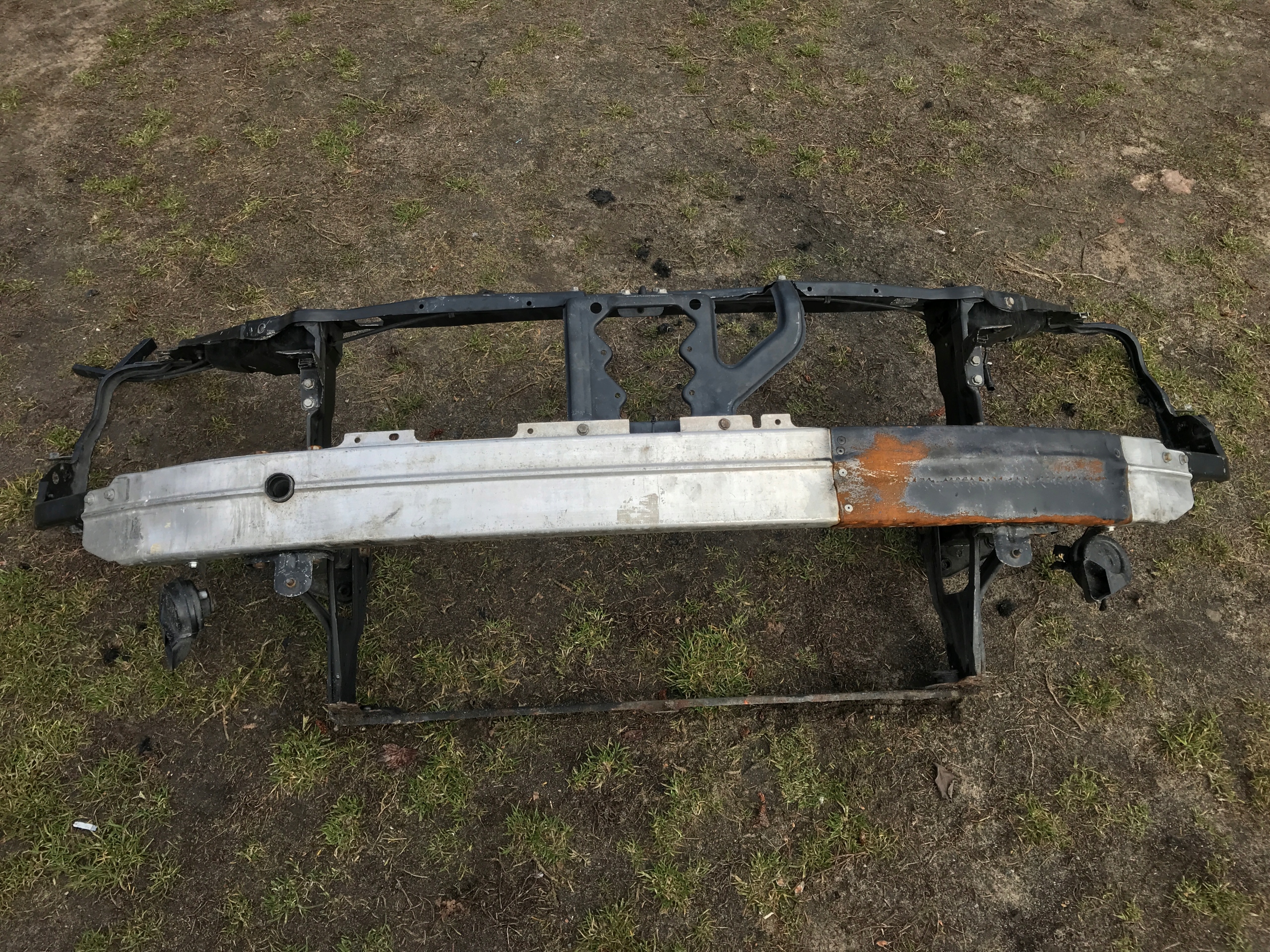 MERCEDES 221 lift kpl. pas przedni 350 cdi