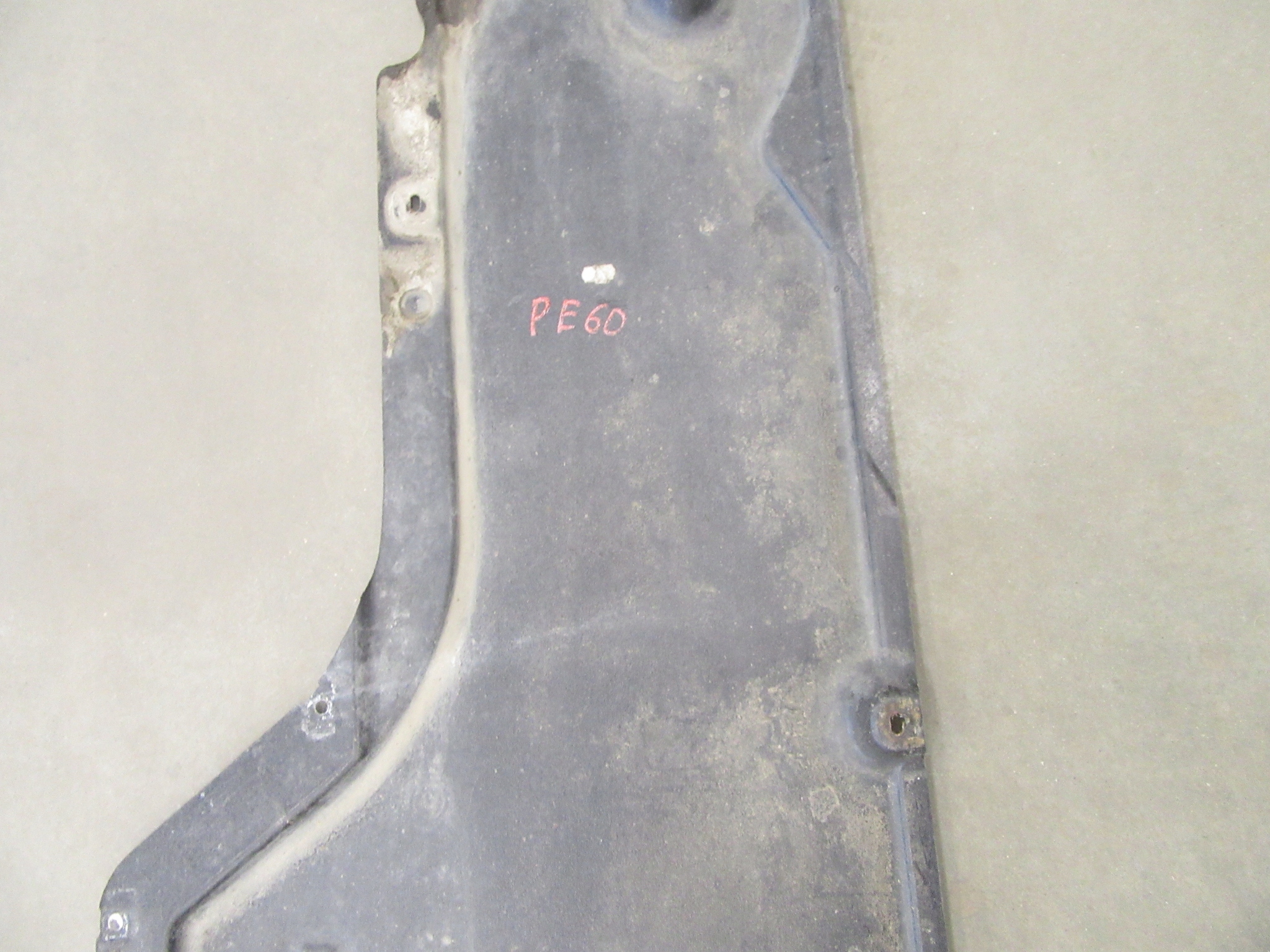 cover chassis right BMW e60 e61