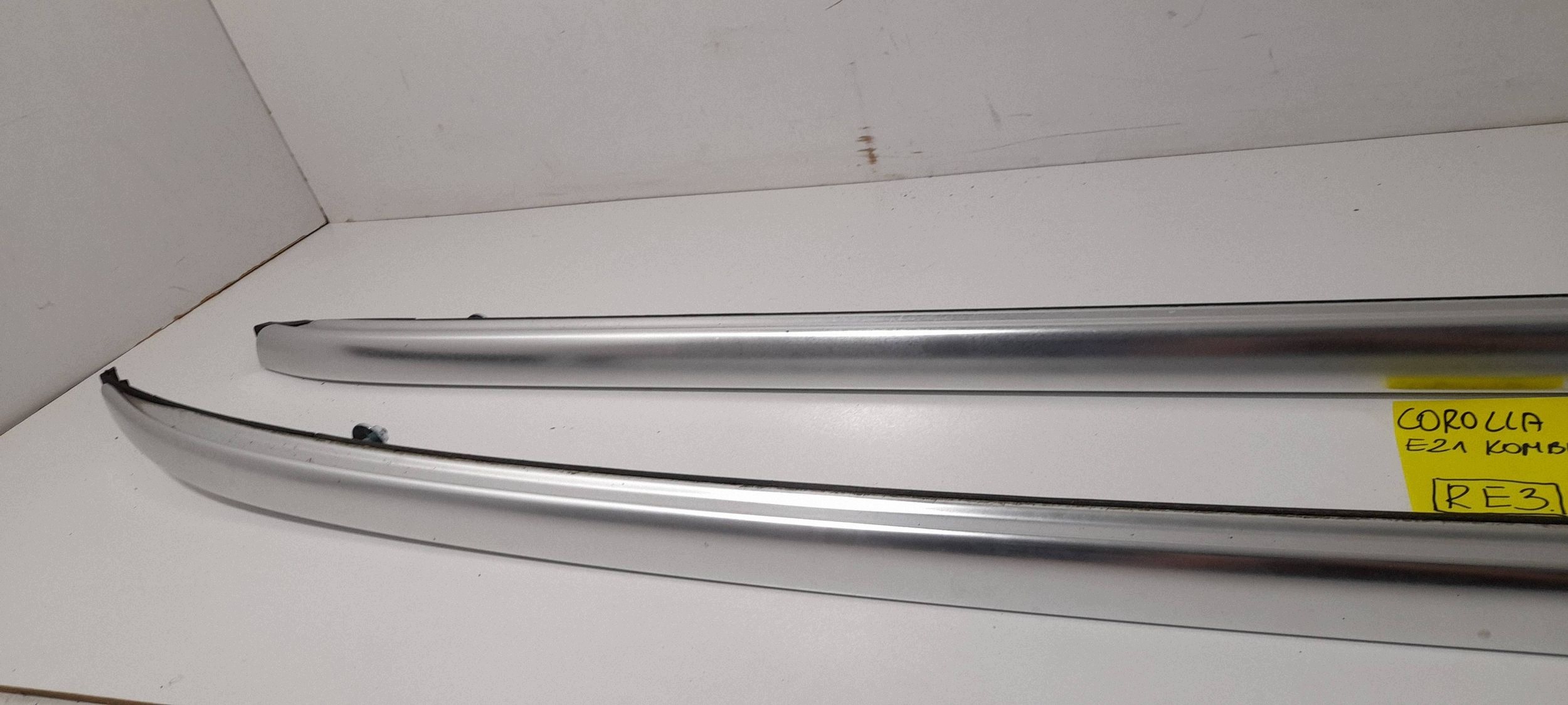 Toyota Corolla E21 Kombi Dachreling dach 774899452 (RE3)