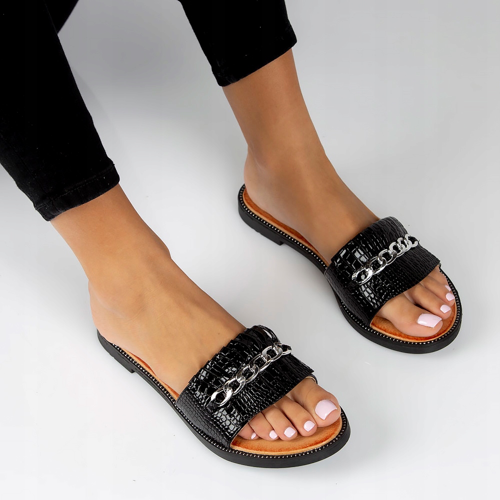 Klapki Filippo DK3671/22 BK czarne r.39 Cechy dodatkowe brak