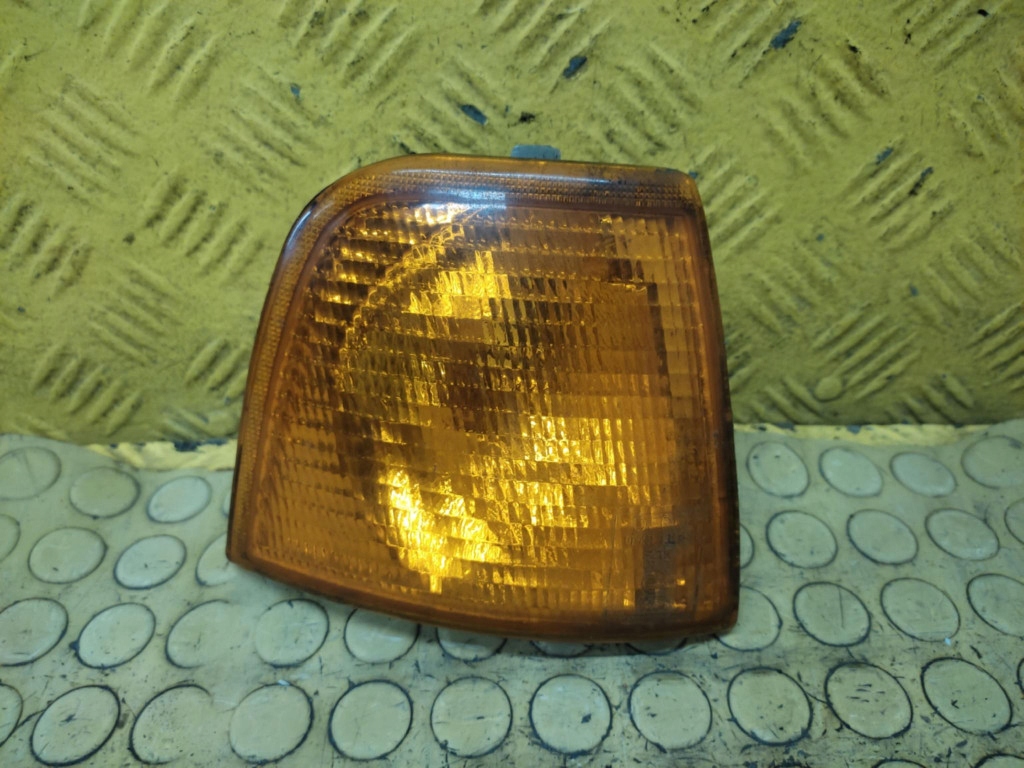 AUDI 80 indicator right front