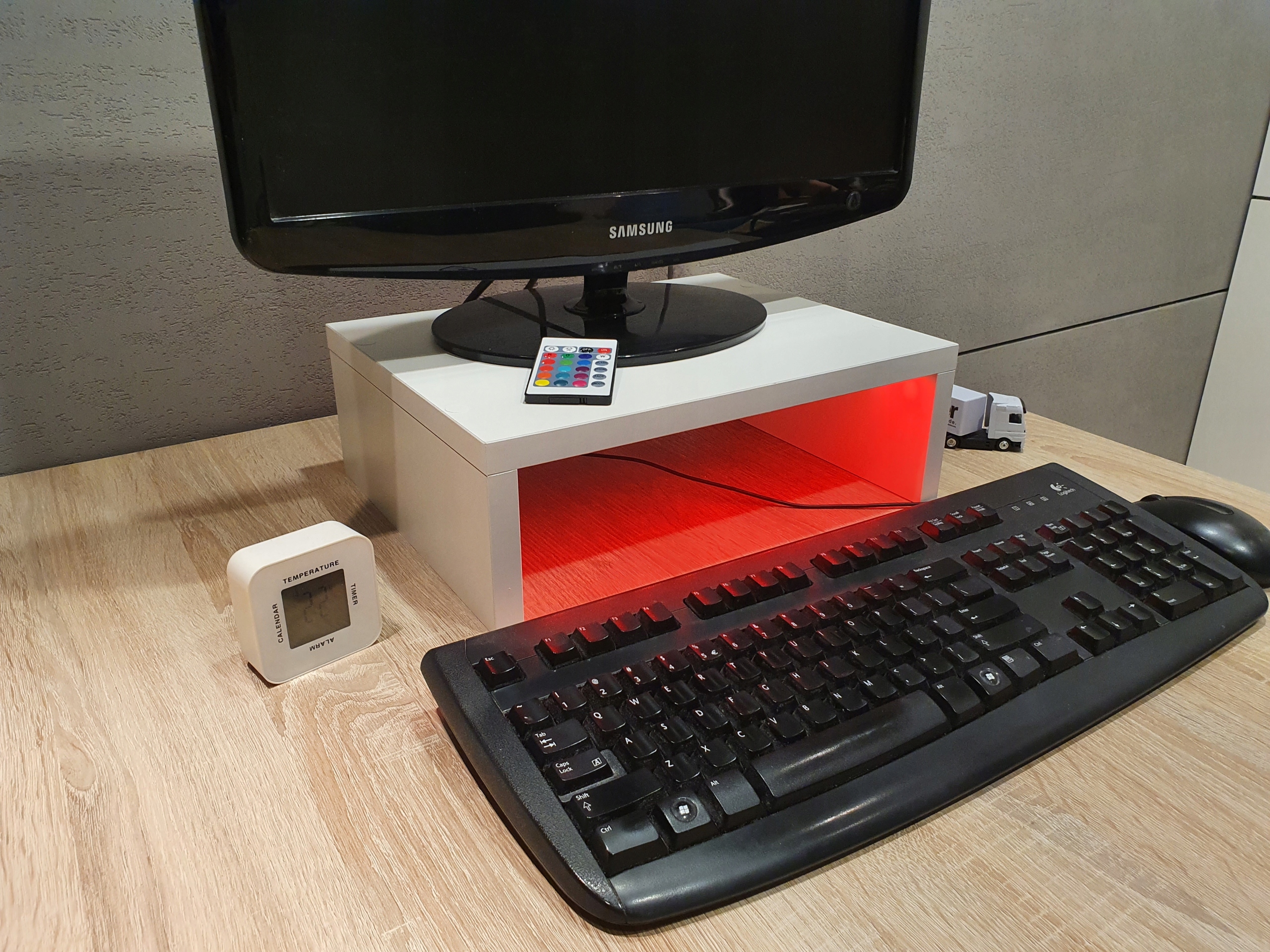 Herní podstavec a polička pod monitor Bílá Rgb