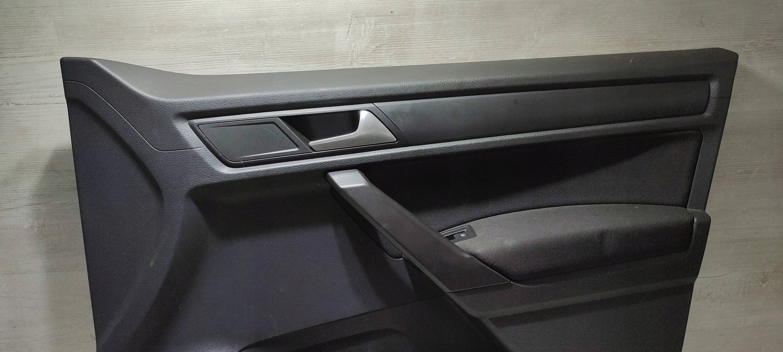 side door przednich front right Volkswagen Caddy 2K5867012F