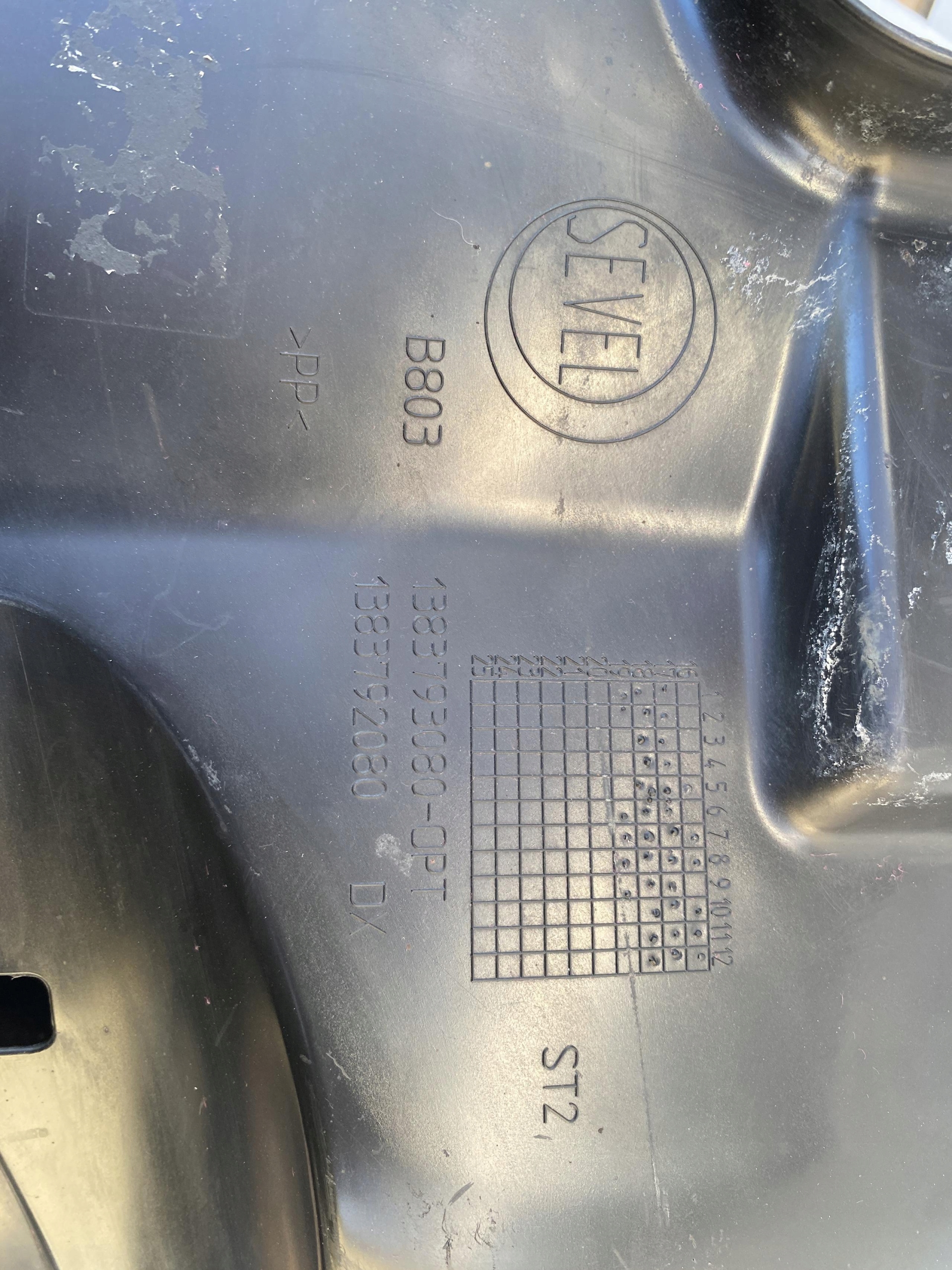 DUCATO JUMPER BOXER 14- mudguard right front WERSJA below fog light original