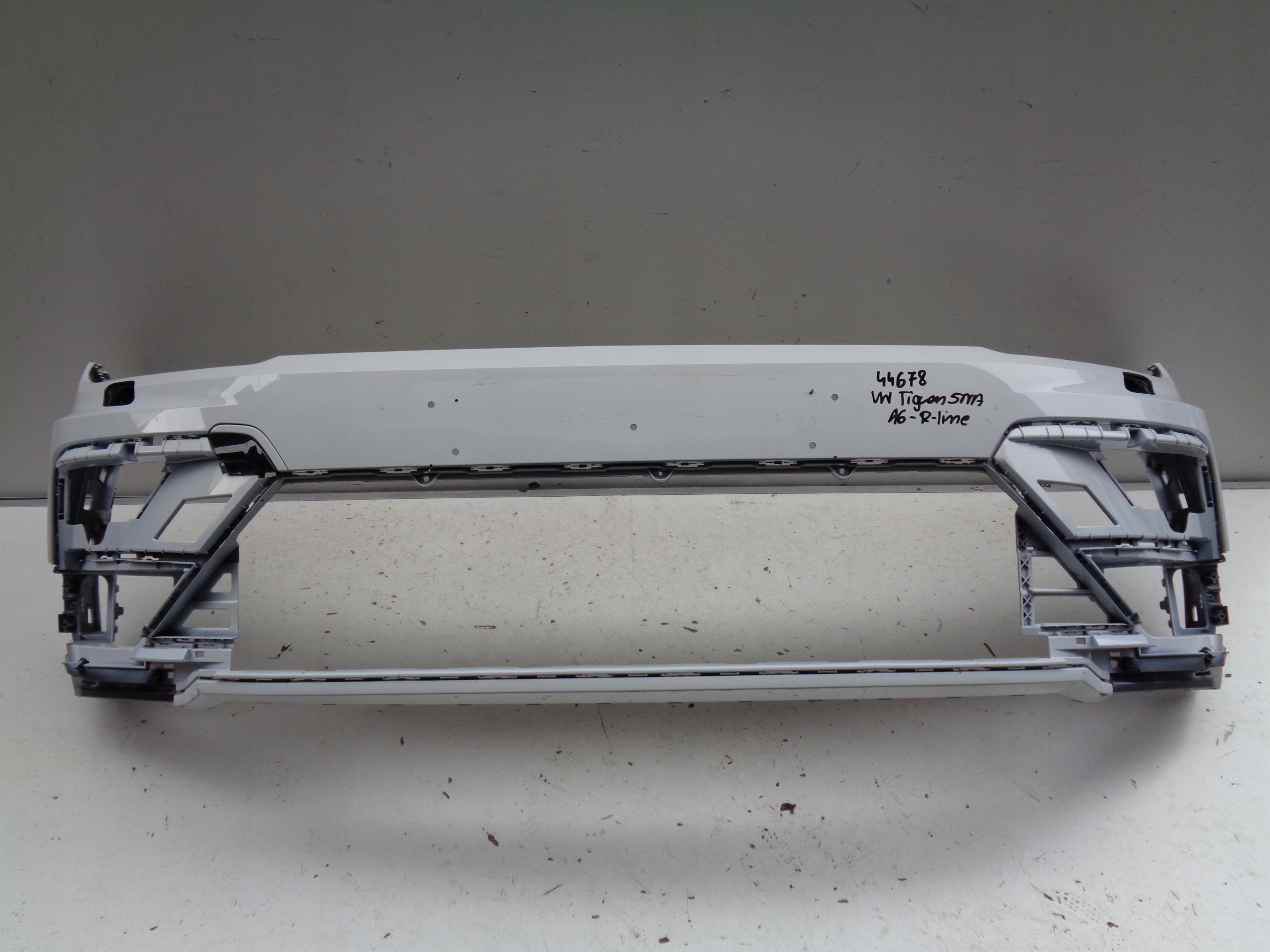 front bumper VW TIGUAN 5NA 16- R-LINE NR 44678