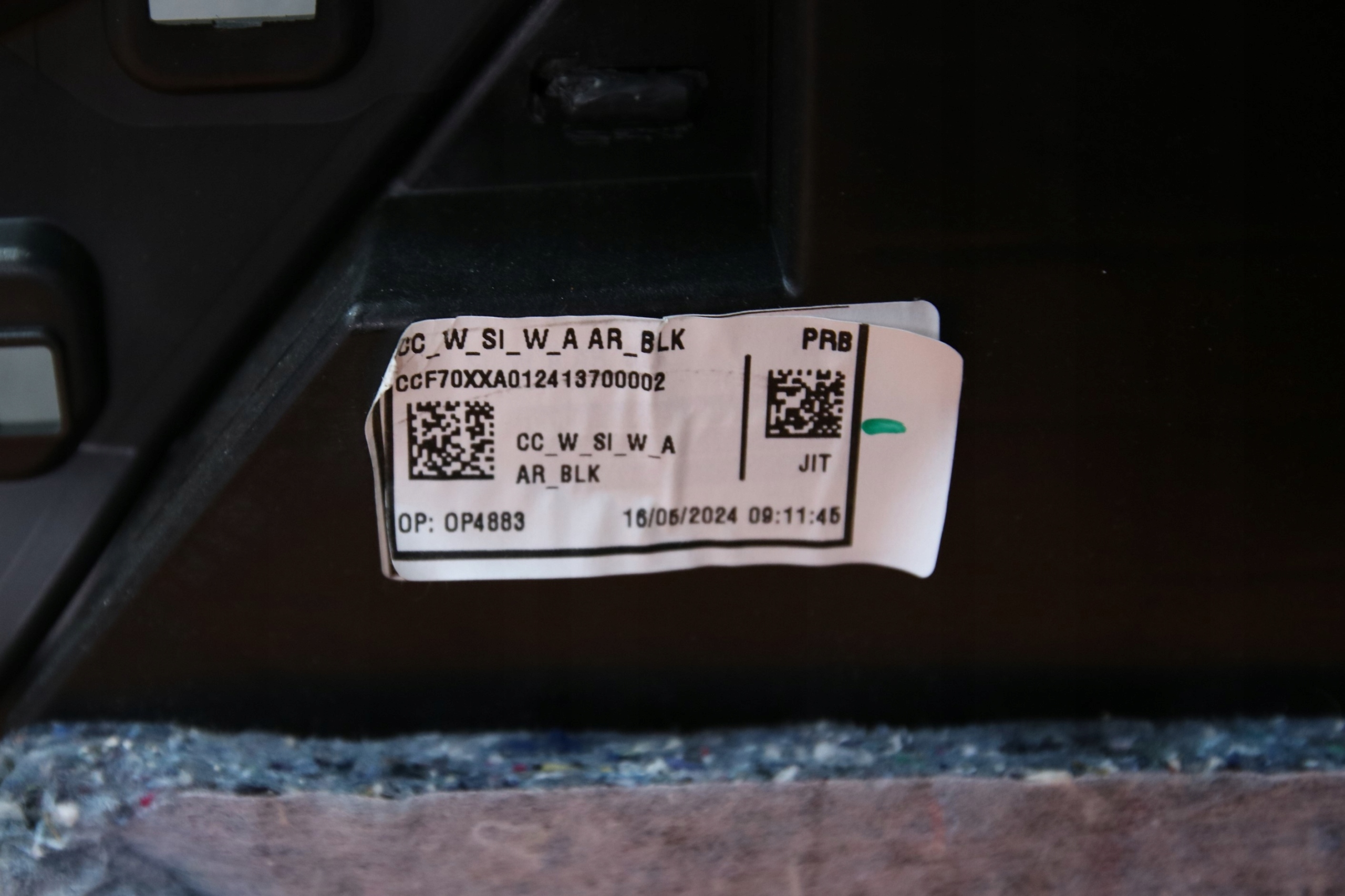 BMW 1' F70 2' F74 TUNEL central armrest black