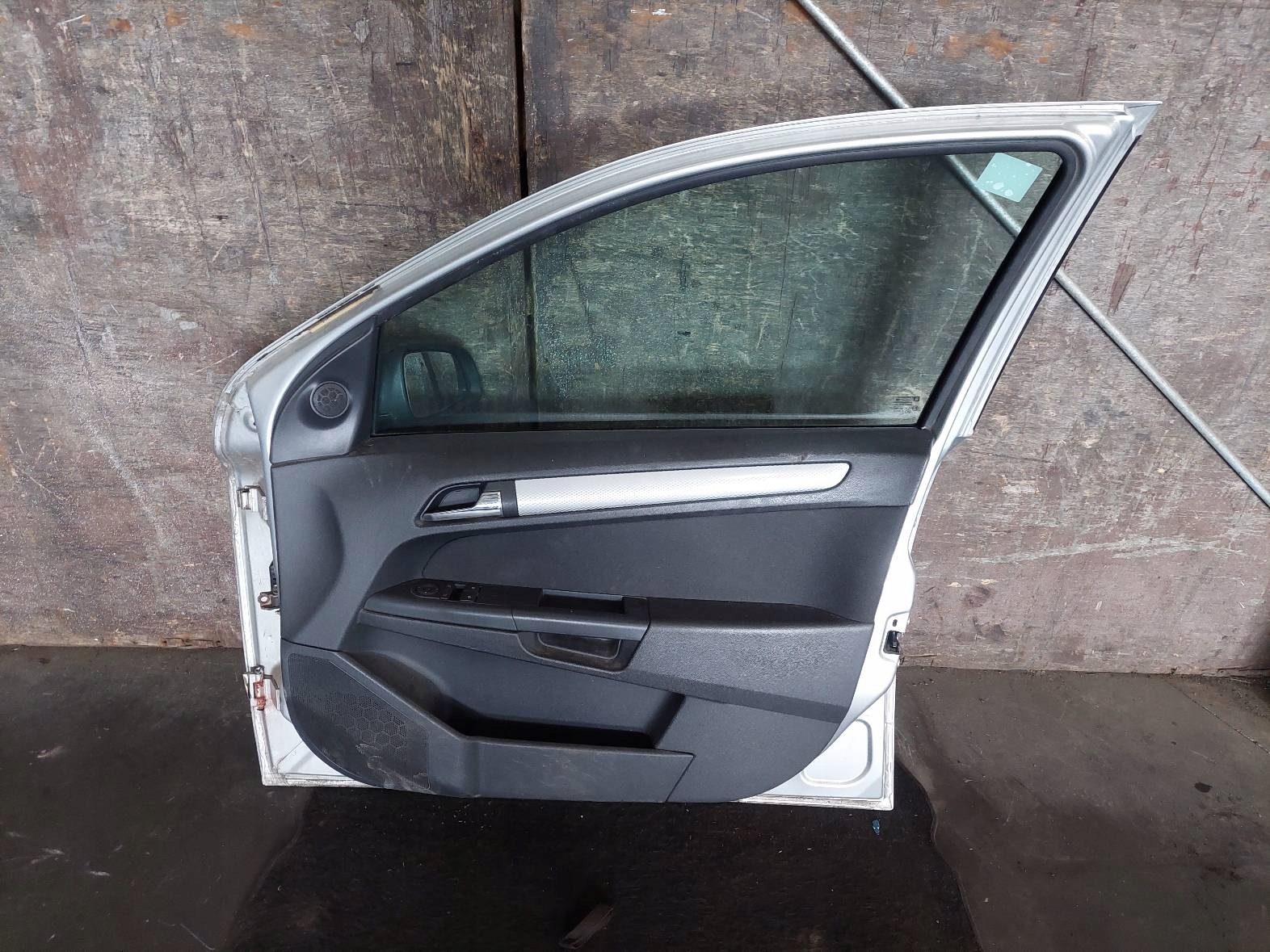 door complete right front OPEL ASTRA H Z157 Z2AU
