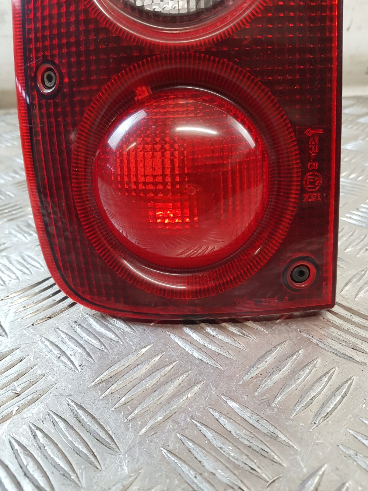 light left rear part LAND ROVER FREELANDER and 03R