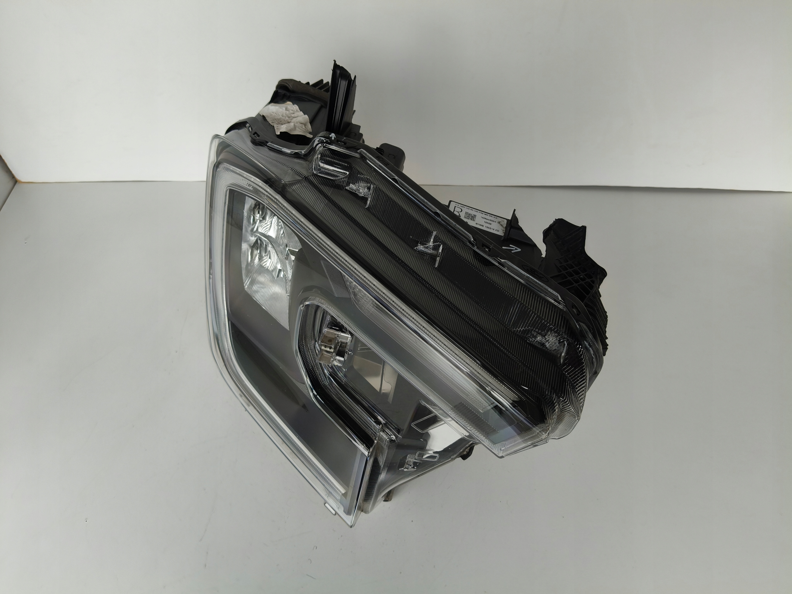 Licht rechts REFLEKTOR FORD RANGER 23- FULL LED
