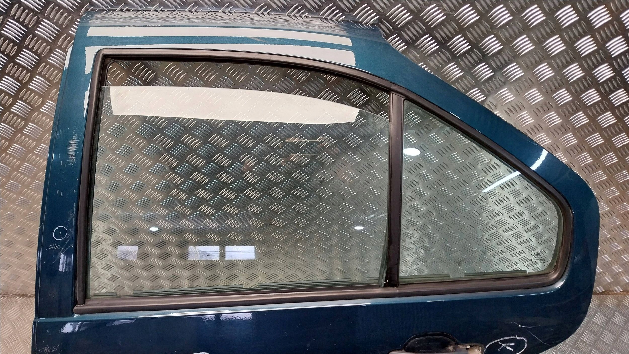 Portière Arrière Gauche VW BORA 97