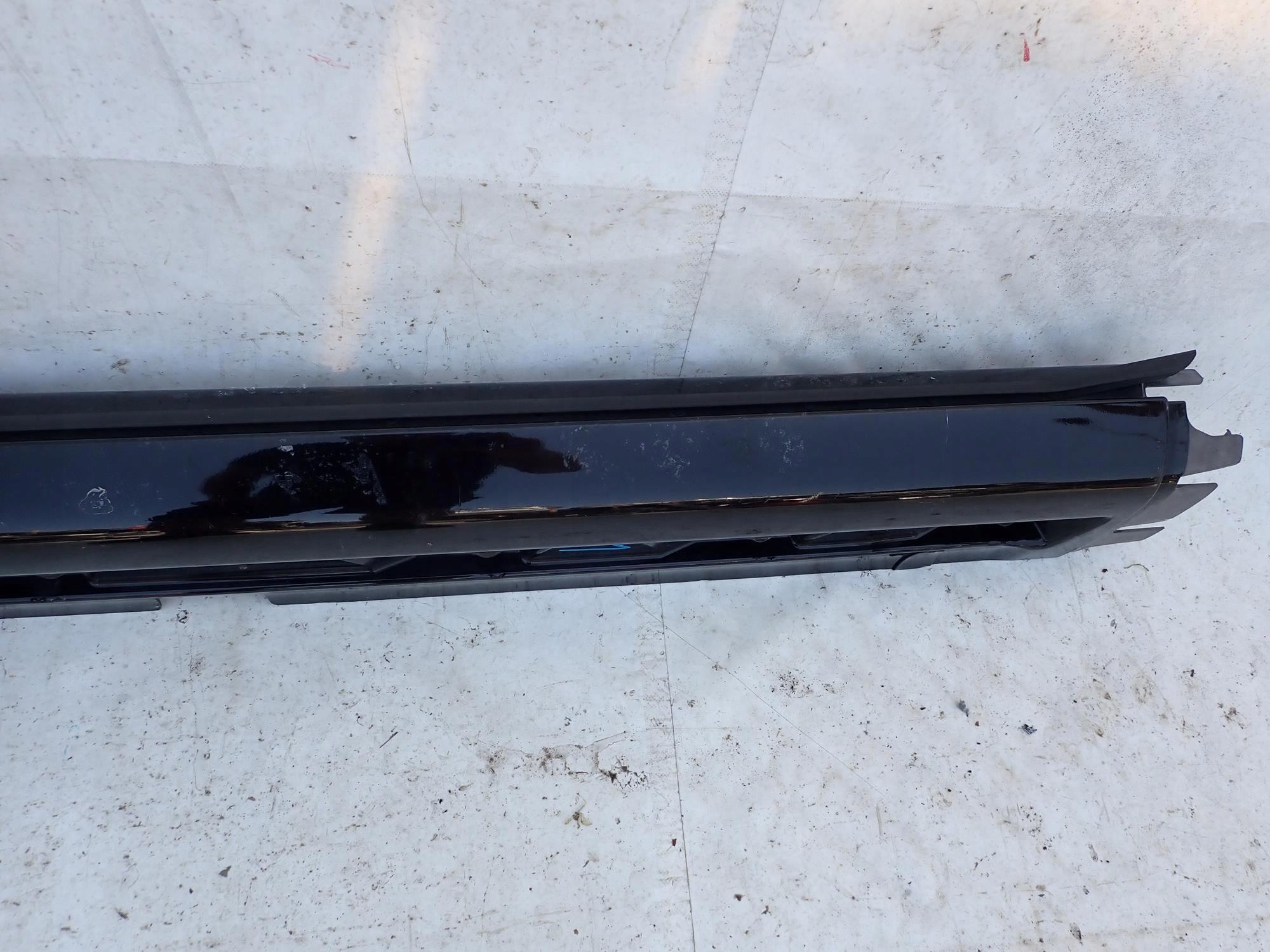 VOLVO V70 II LIFT 05-07 threshold moulding threshold right