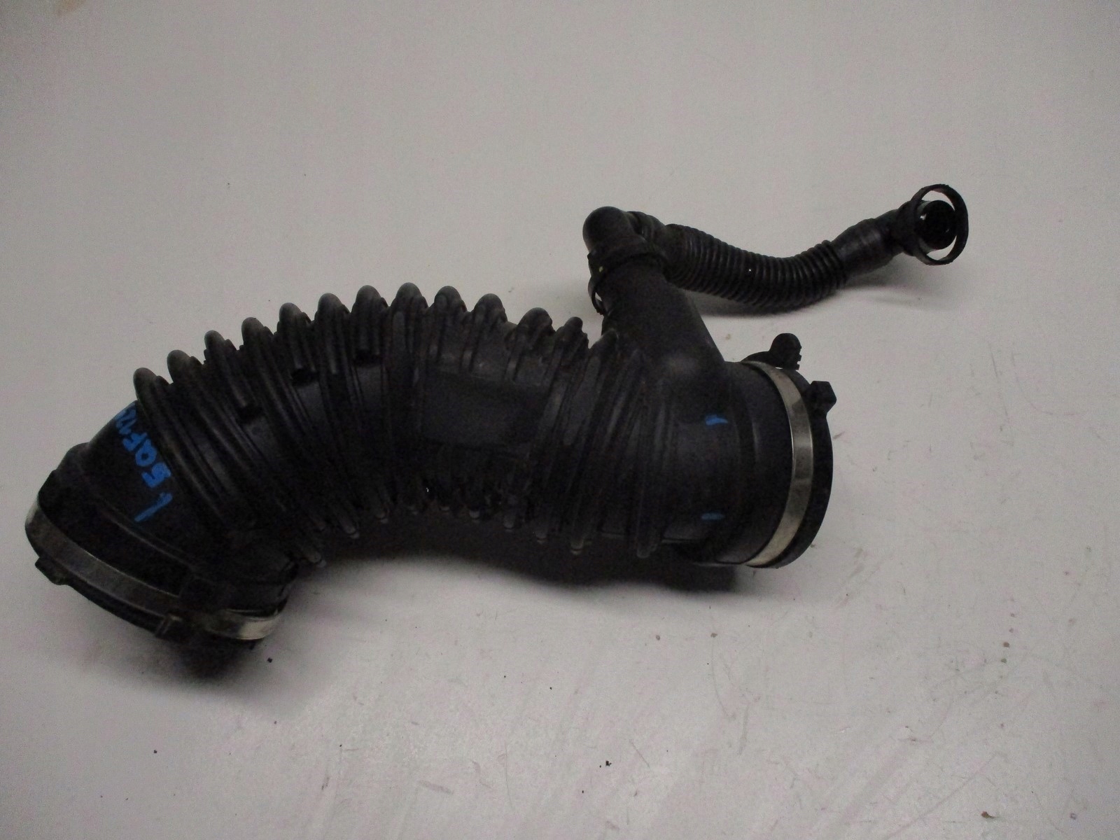 pipe hose VW 5QF129654 5QF129656