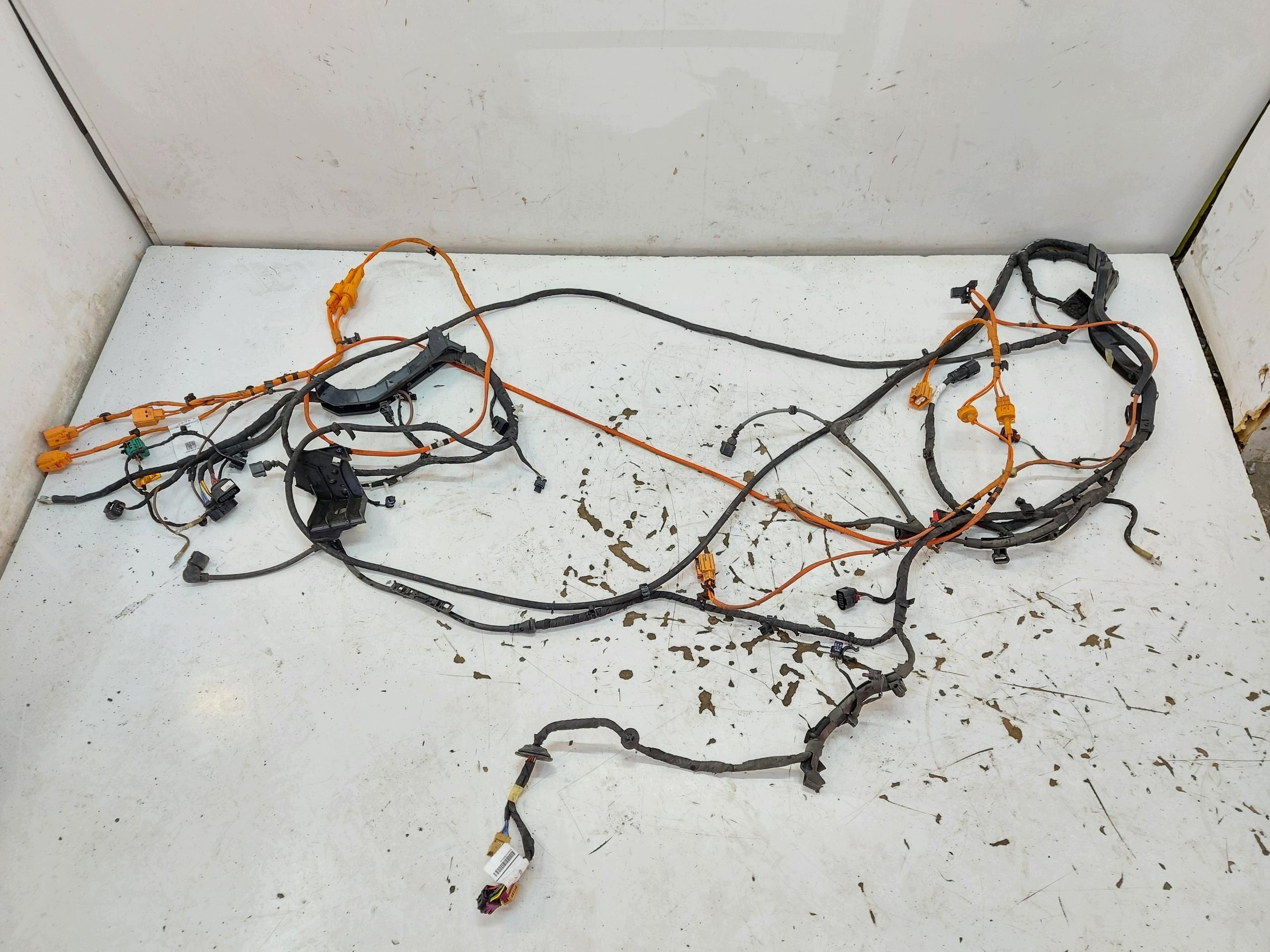 VW ID4 11A , 2024r SUV 5D bundle springing rear part 1EA971398CB