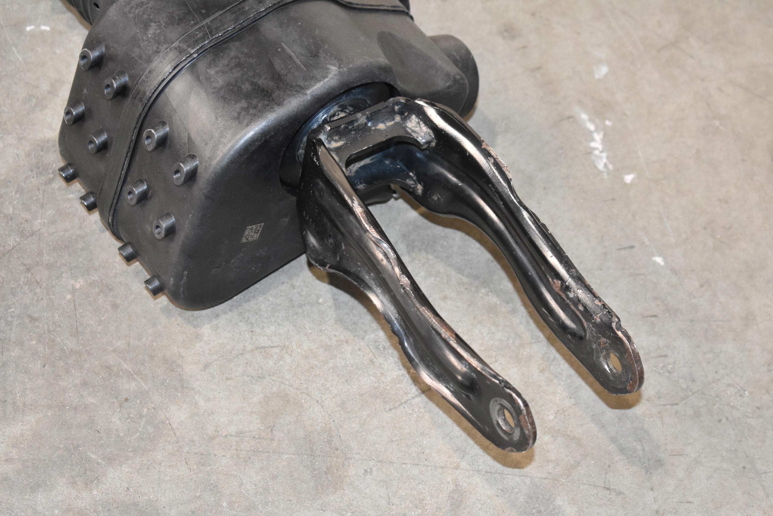 shock absorber front front left PORSCHE TAYCAN 1