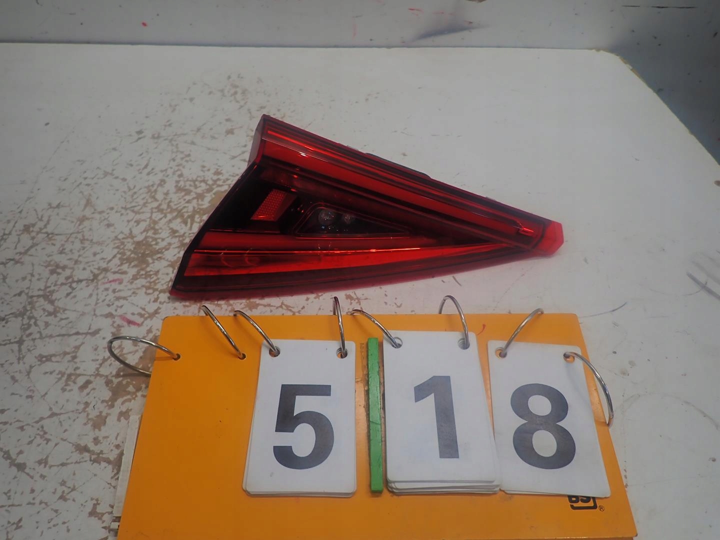 light rear part rear left SEAT TERRACO do bonnet 2019