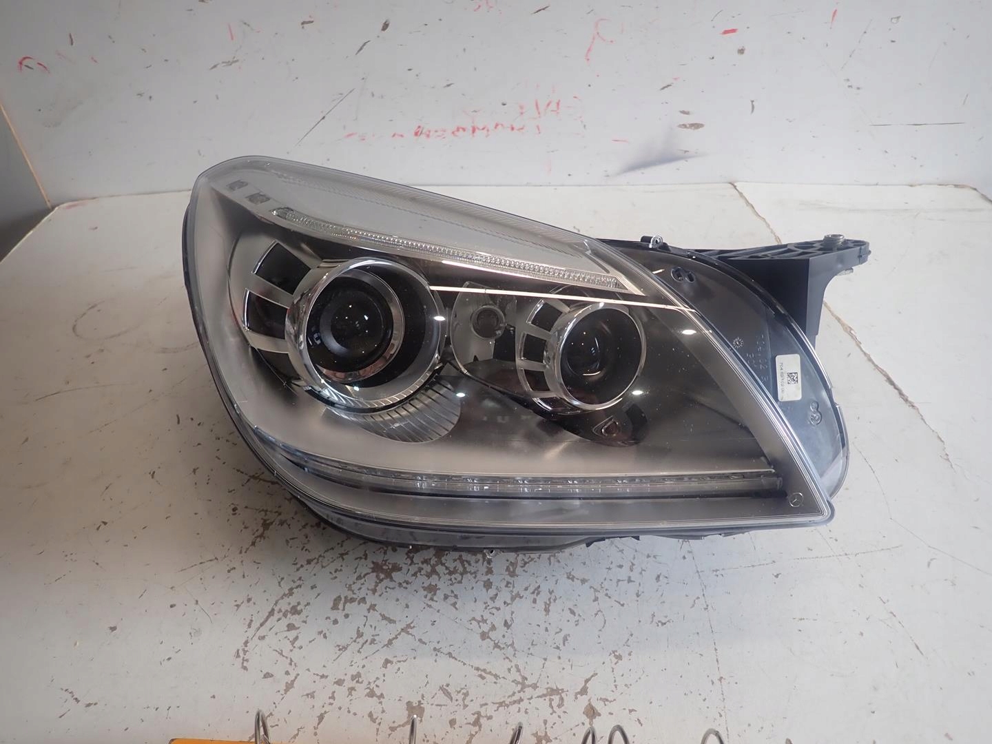 light front right MERCEDES SLK SLC W172 BI-XENON