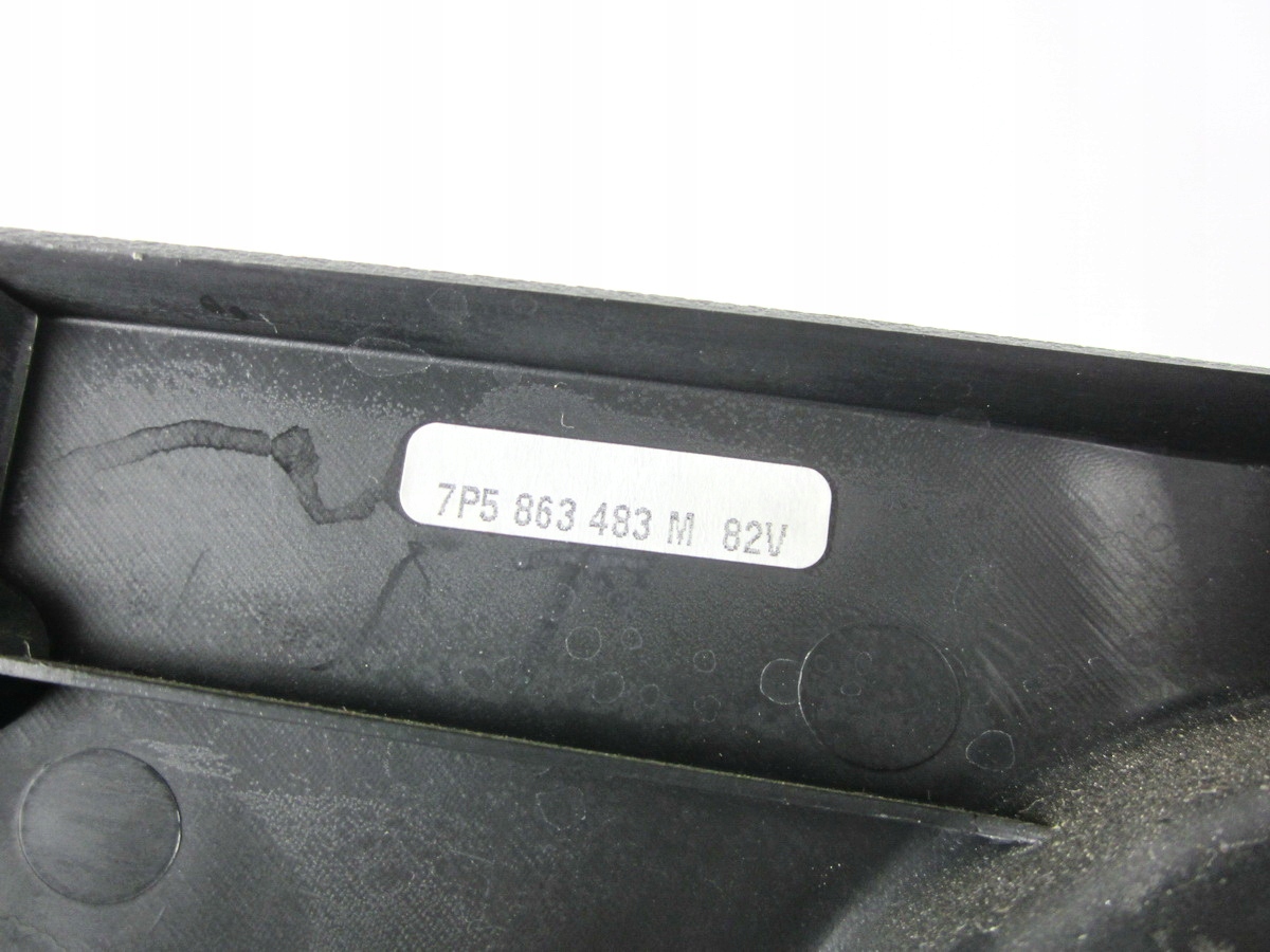 cap moulding of the threshold front front left Porsche Cayenne S II 958 7P5 92A