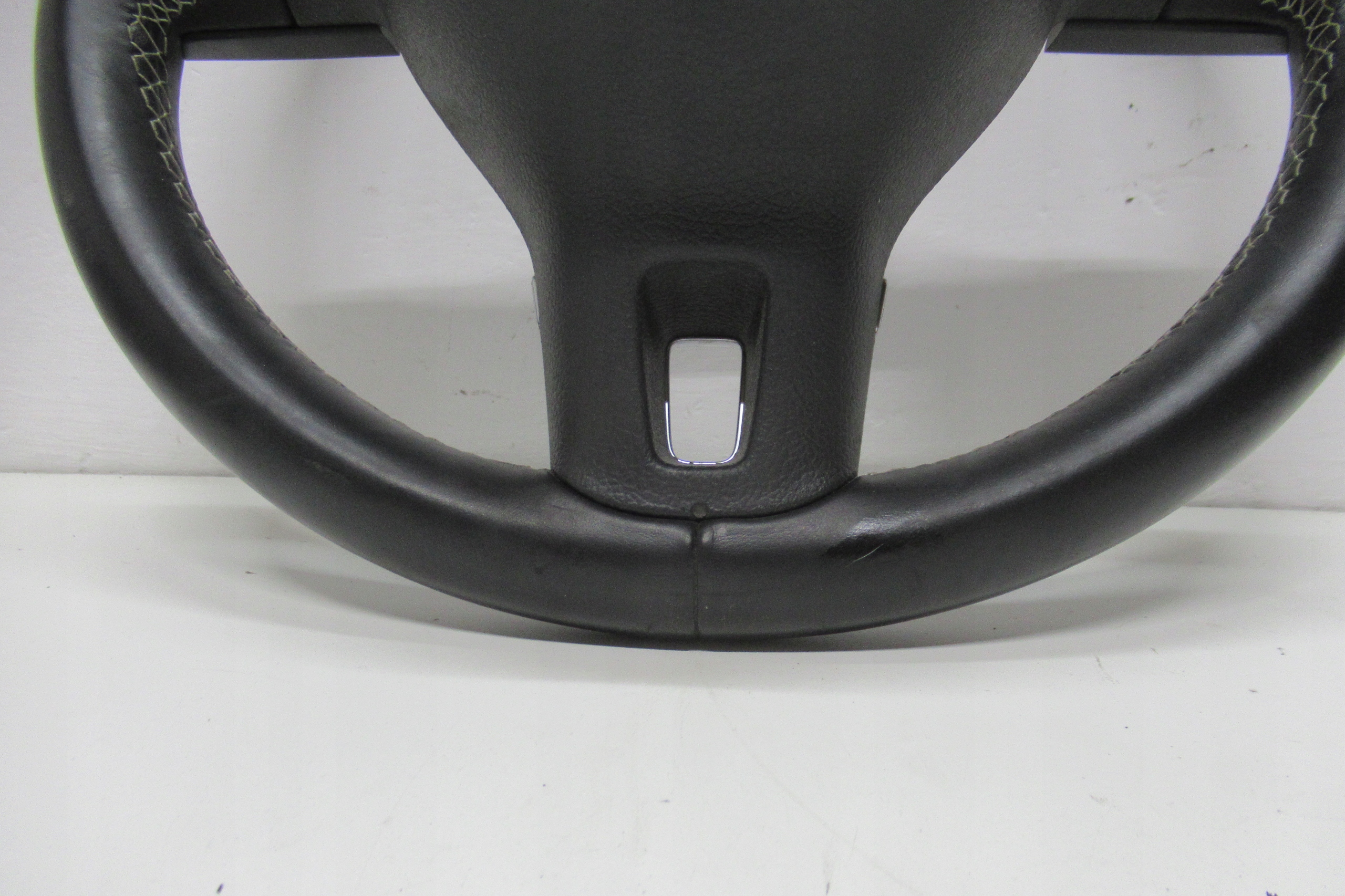 VW GOLF VI 13R lenkrad MULTIFUNKCIA