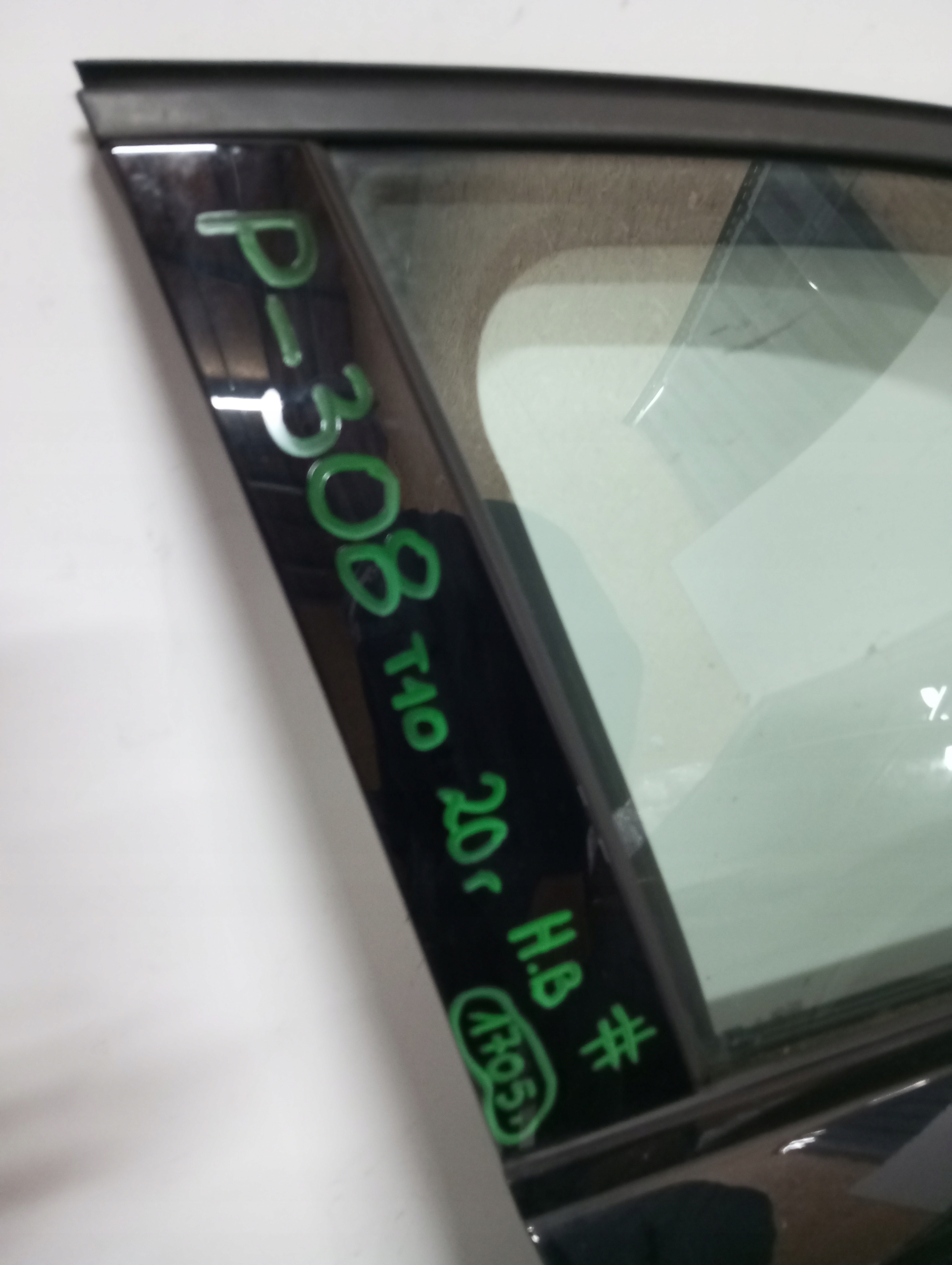 door right front PEUGEOT 308 T10 21R HB