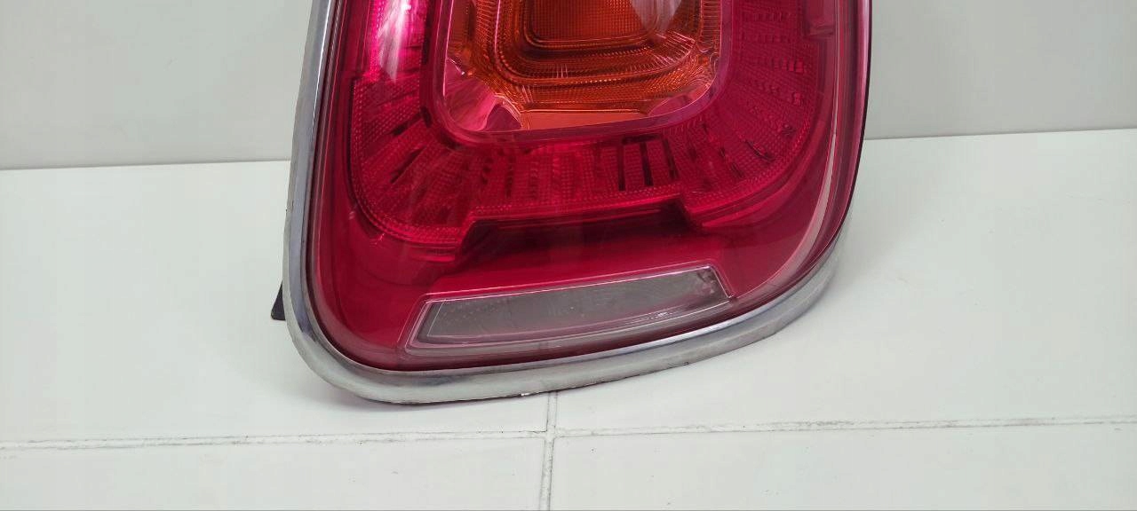 light rear right side Fiat 500L 2017 51937411