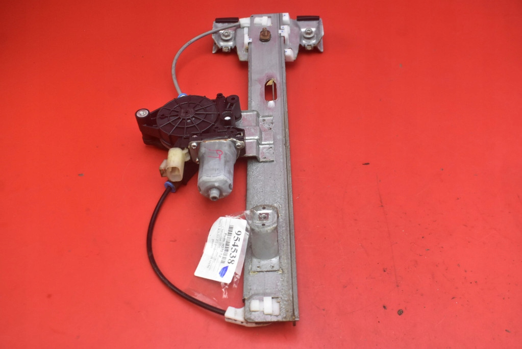 window regulator right rear part CM092150B CHEVROLET HHR 1 and 05-11