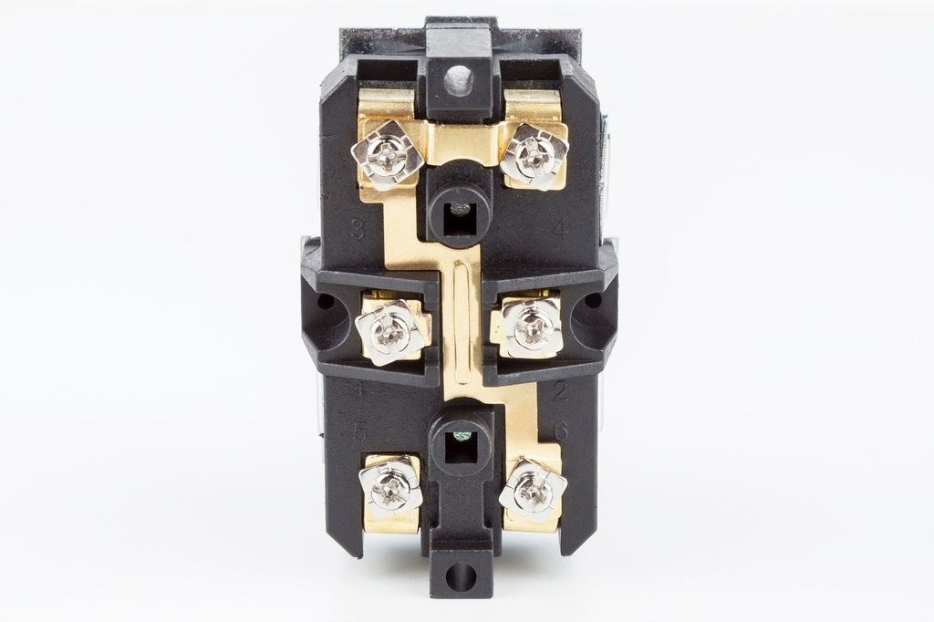 PRZEŁĄCZNIK WŁĄCZNIK PILOTA WYCIĄGARKI Marka bez marki