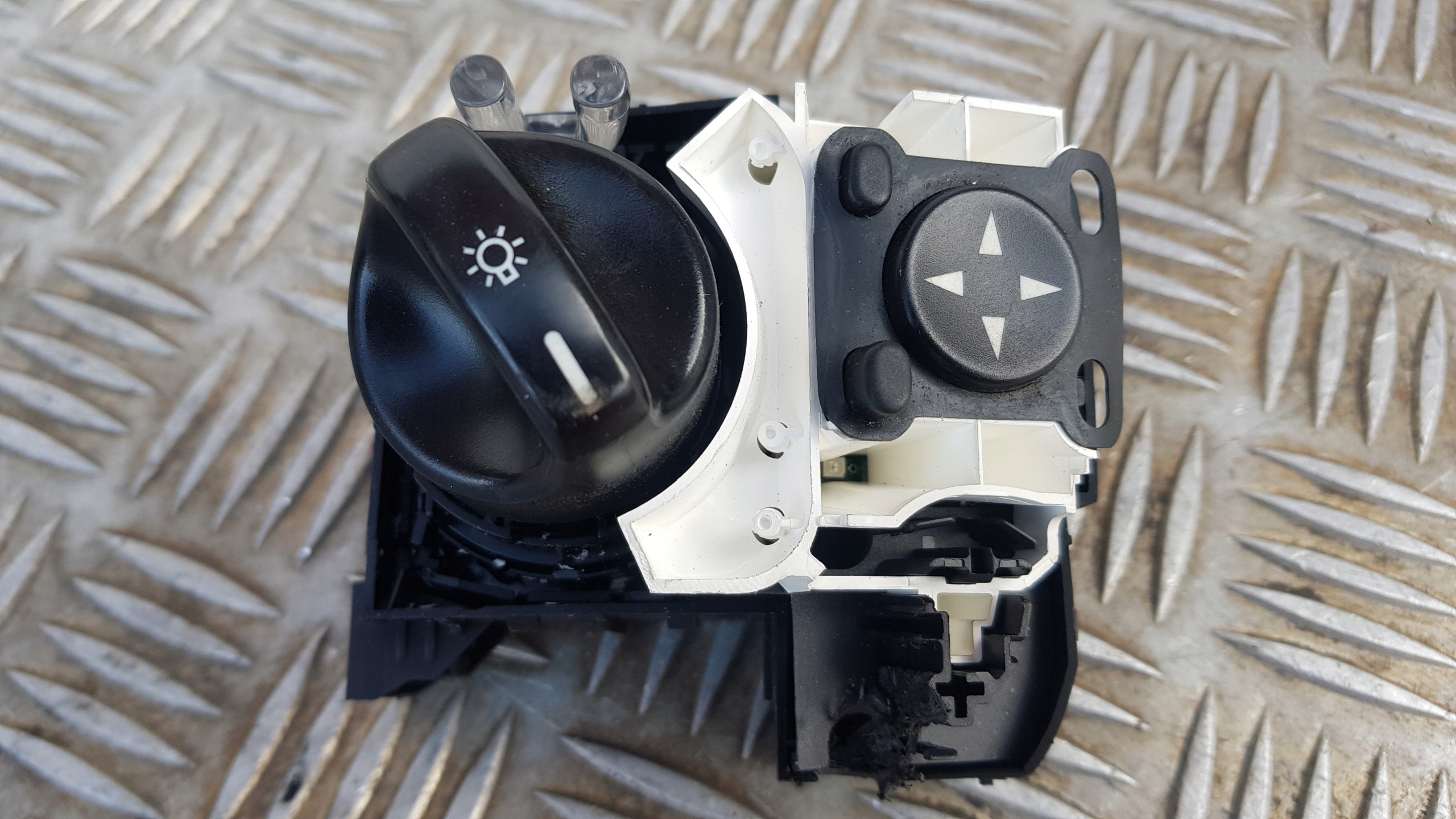 MERCEDES W203 light switch