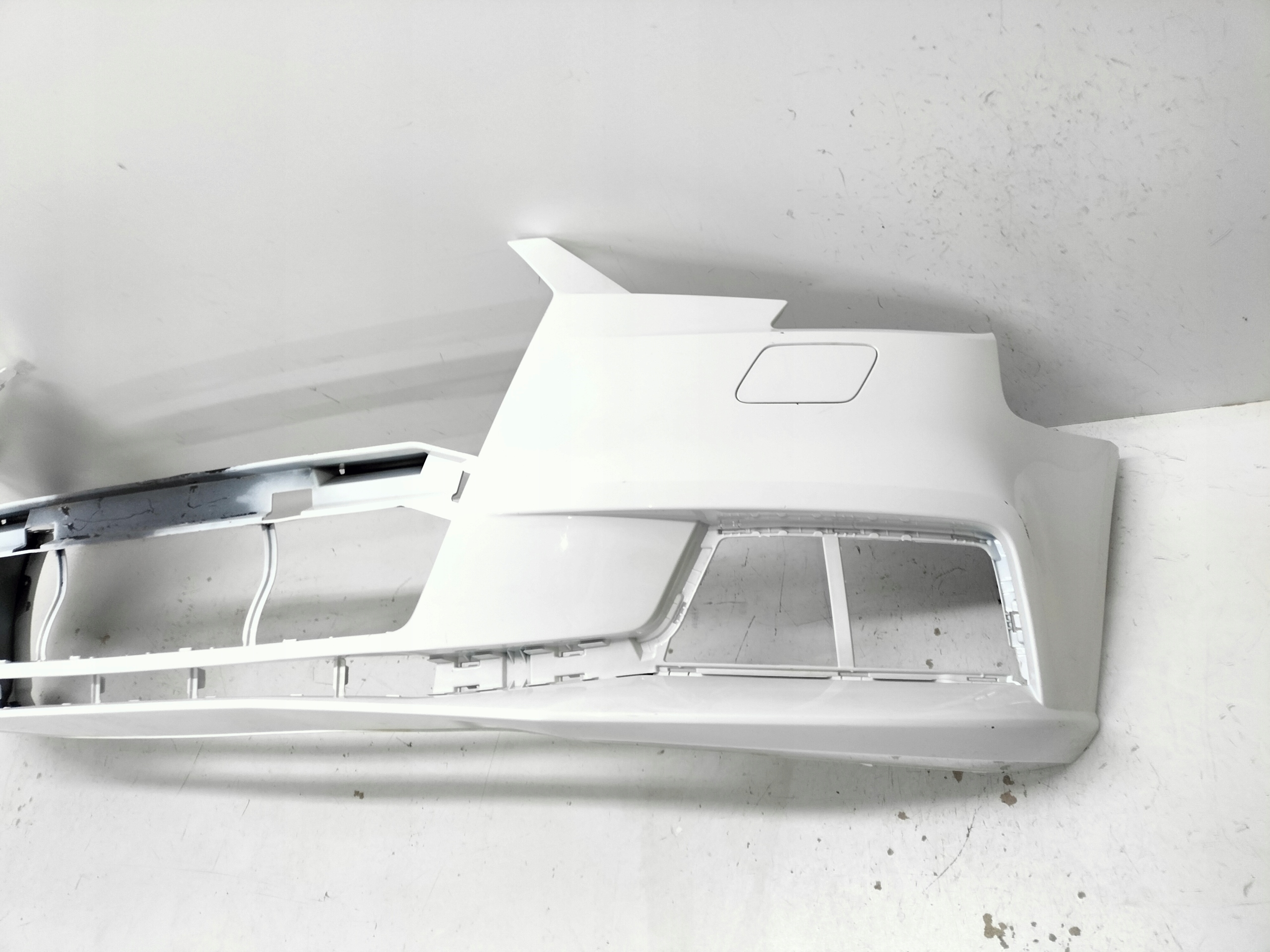 FRONTSTOSSSTANGE VORNE AUDI A3 8V LIFT 16- HB