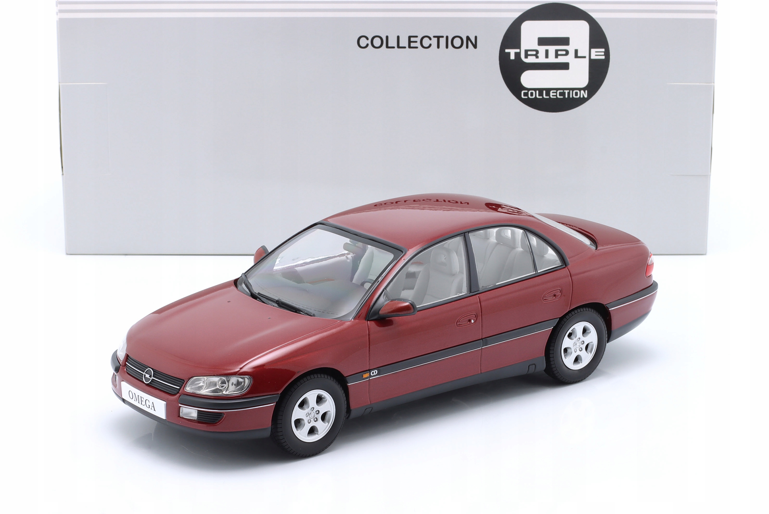 TRIPLE9 Opel Omega B 1996 Marseille Red 1:18 Akce