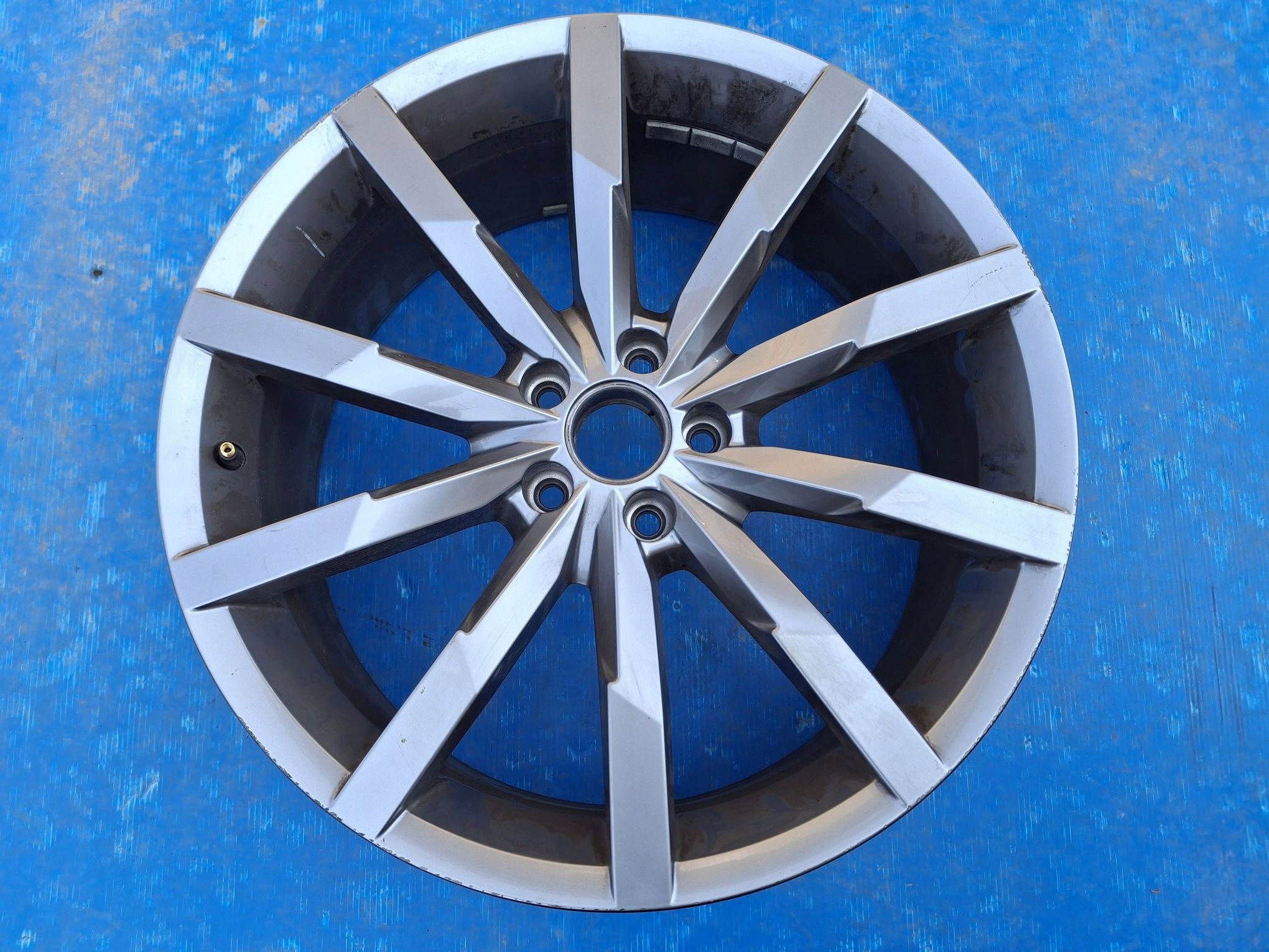 disk hliníkový VW ET48 5X112 8,0JX20 5C0601025AT