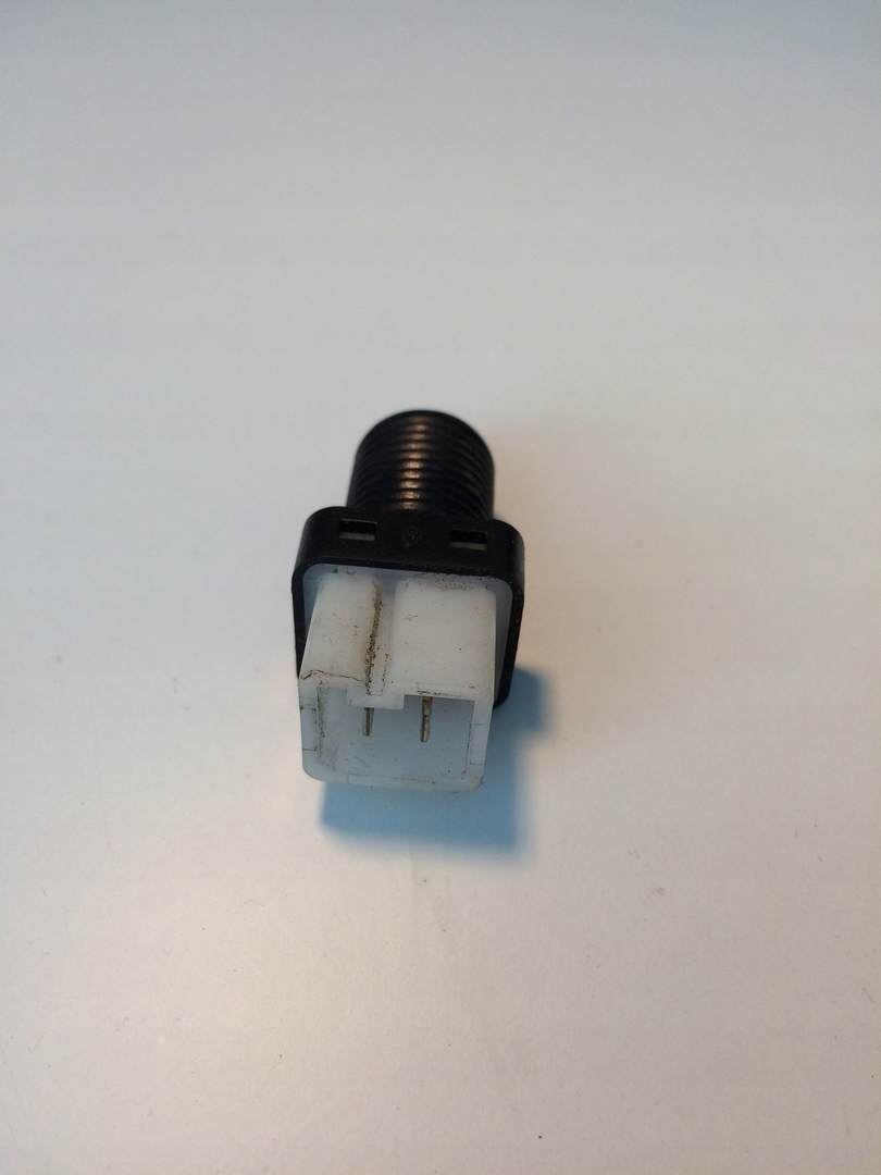 interruttore luci STOP D002M