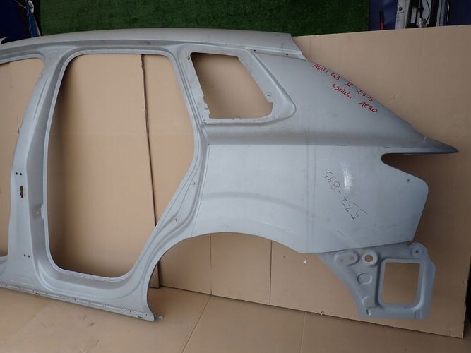 AUDI Q3 II 25- side fender left rear threshold pillar