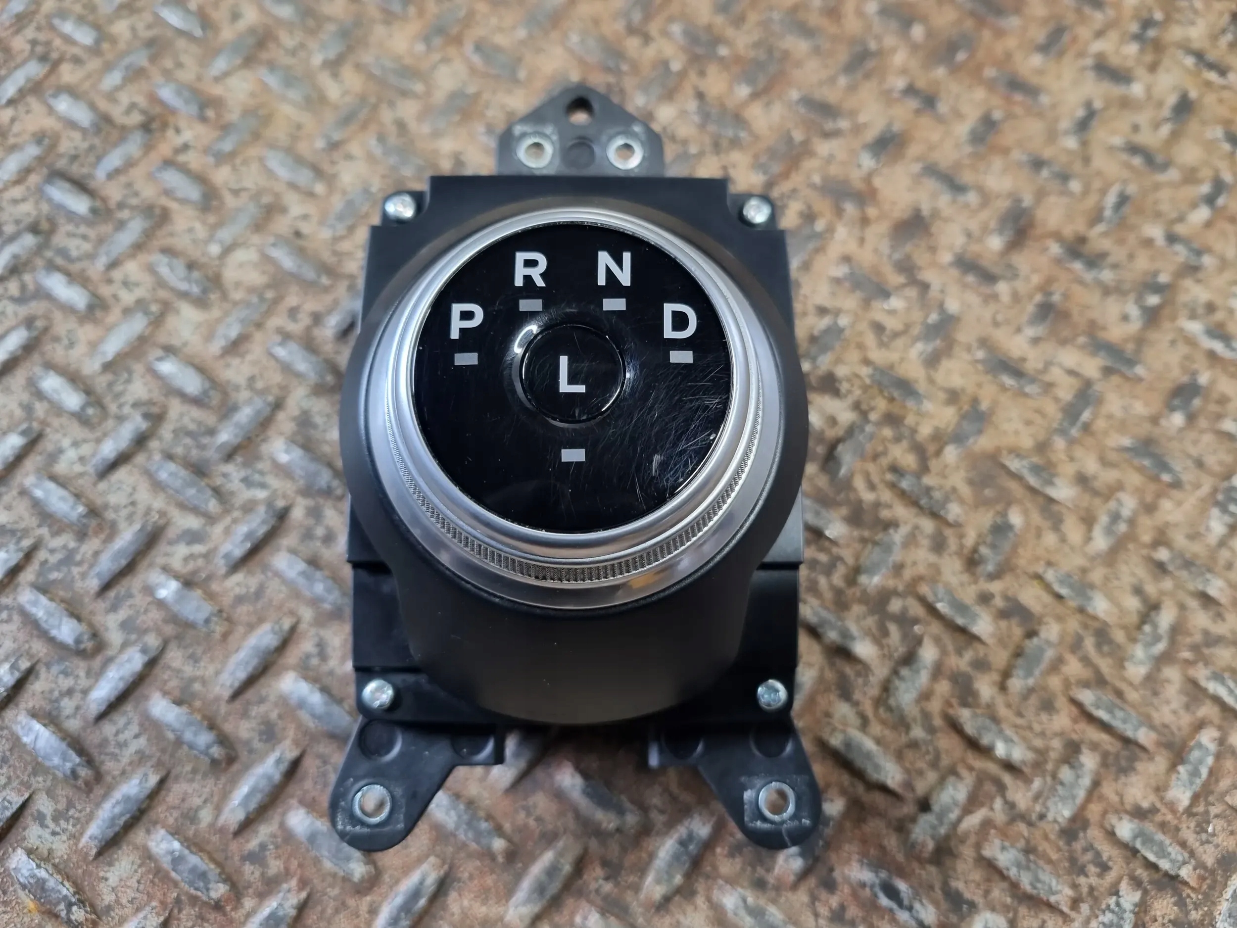 Ford Escape IV 2020 Przełączniki