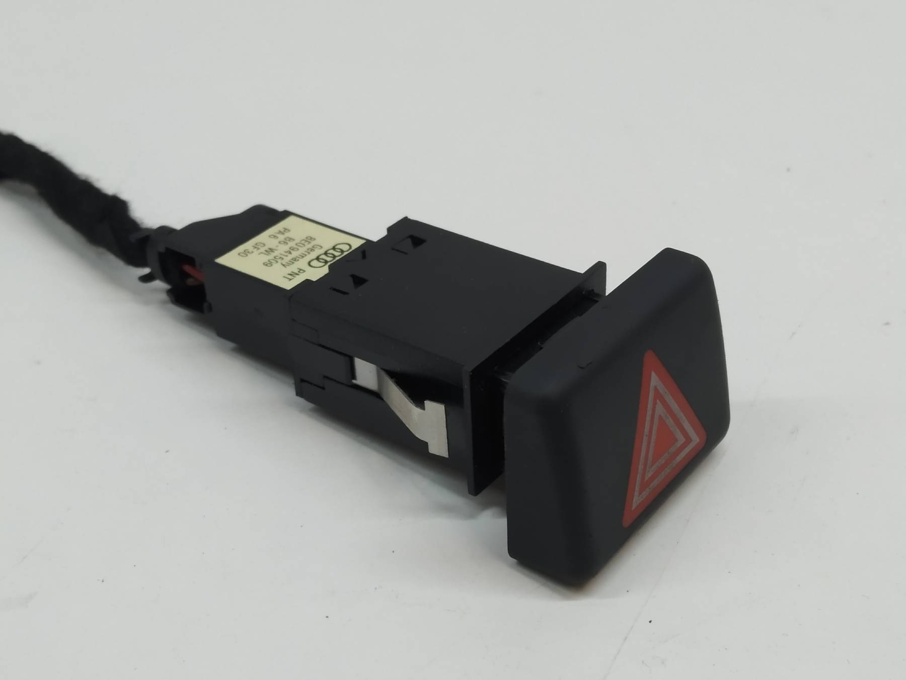 schalter des warnblickschalters 8E0941509 Audi A4 II (2000-2006) B6